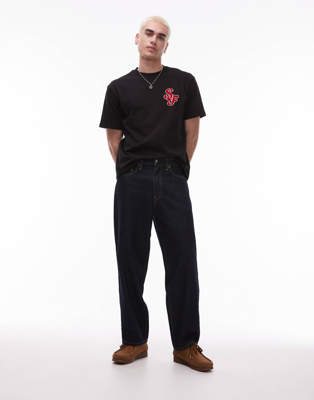 Topman heavyweight relaxed fit t-shirt with letter chenille embroidery in black - BLACK