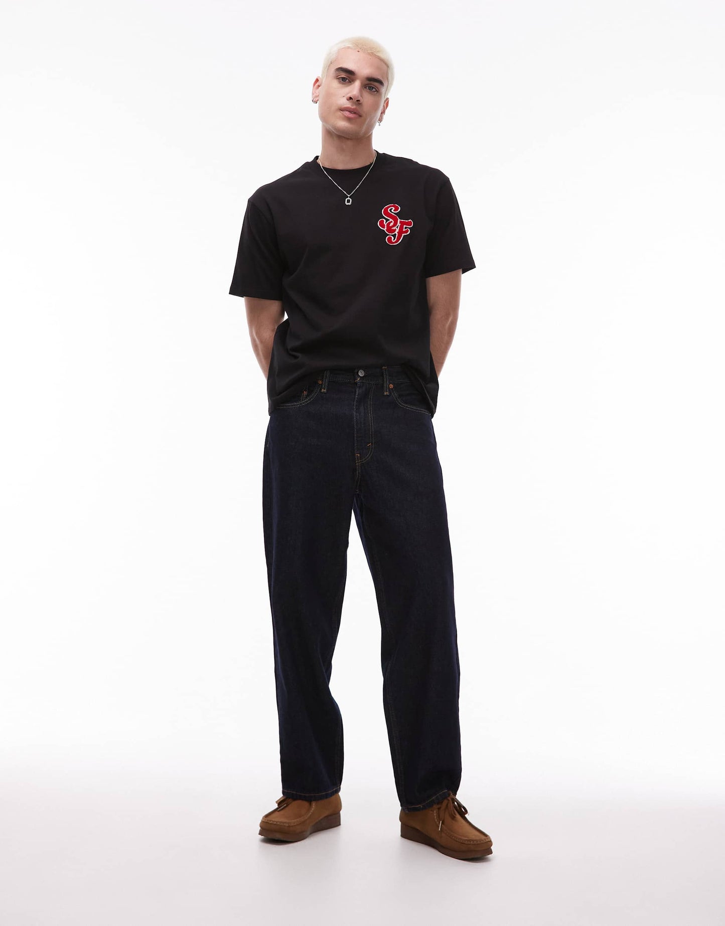 Topman heavyweight relaxed fit t-shirt with letter chenille embroidery in black - BLACK