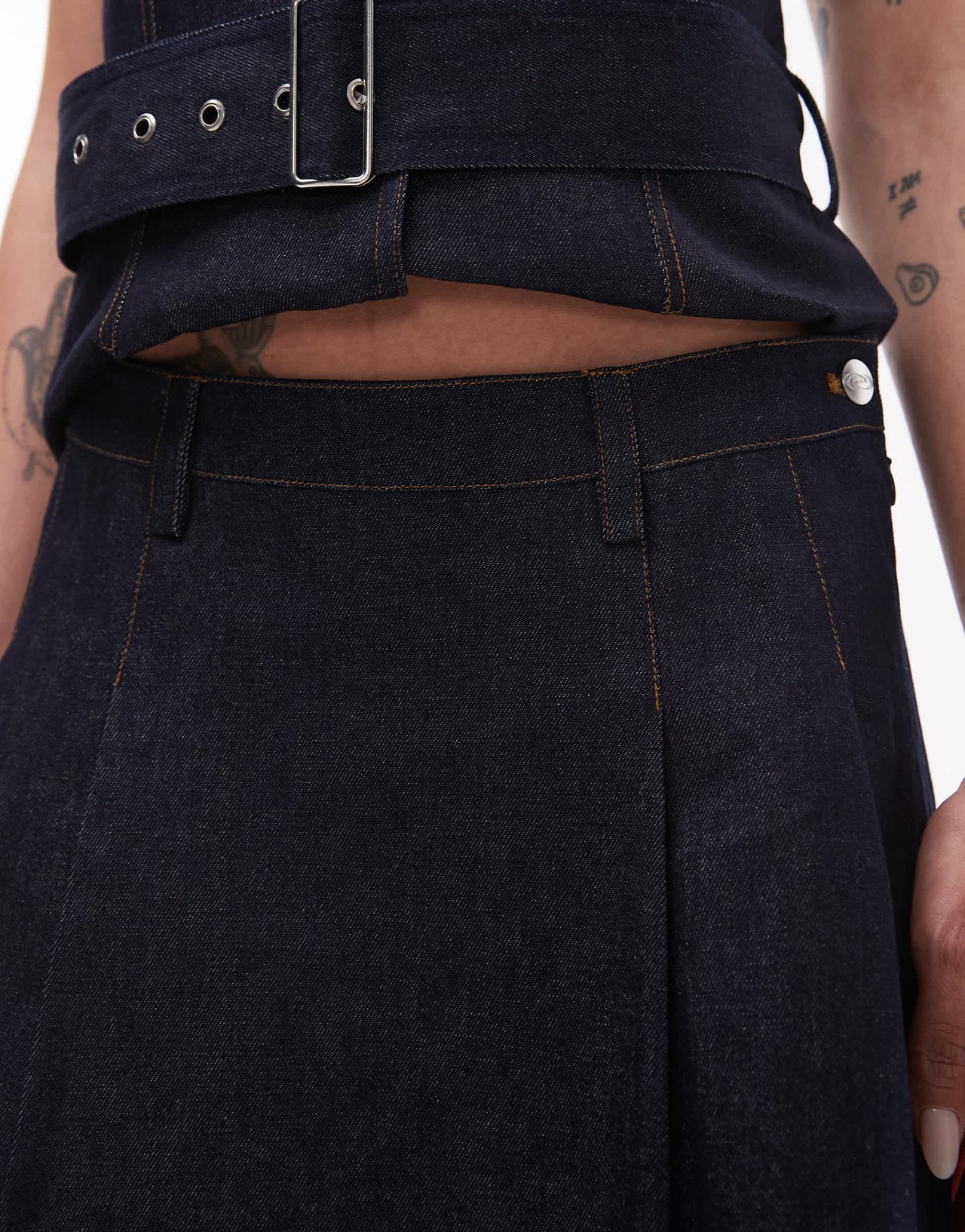 Resume pleated mini skirt in indigo blue co-ord