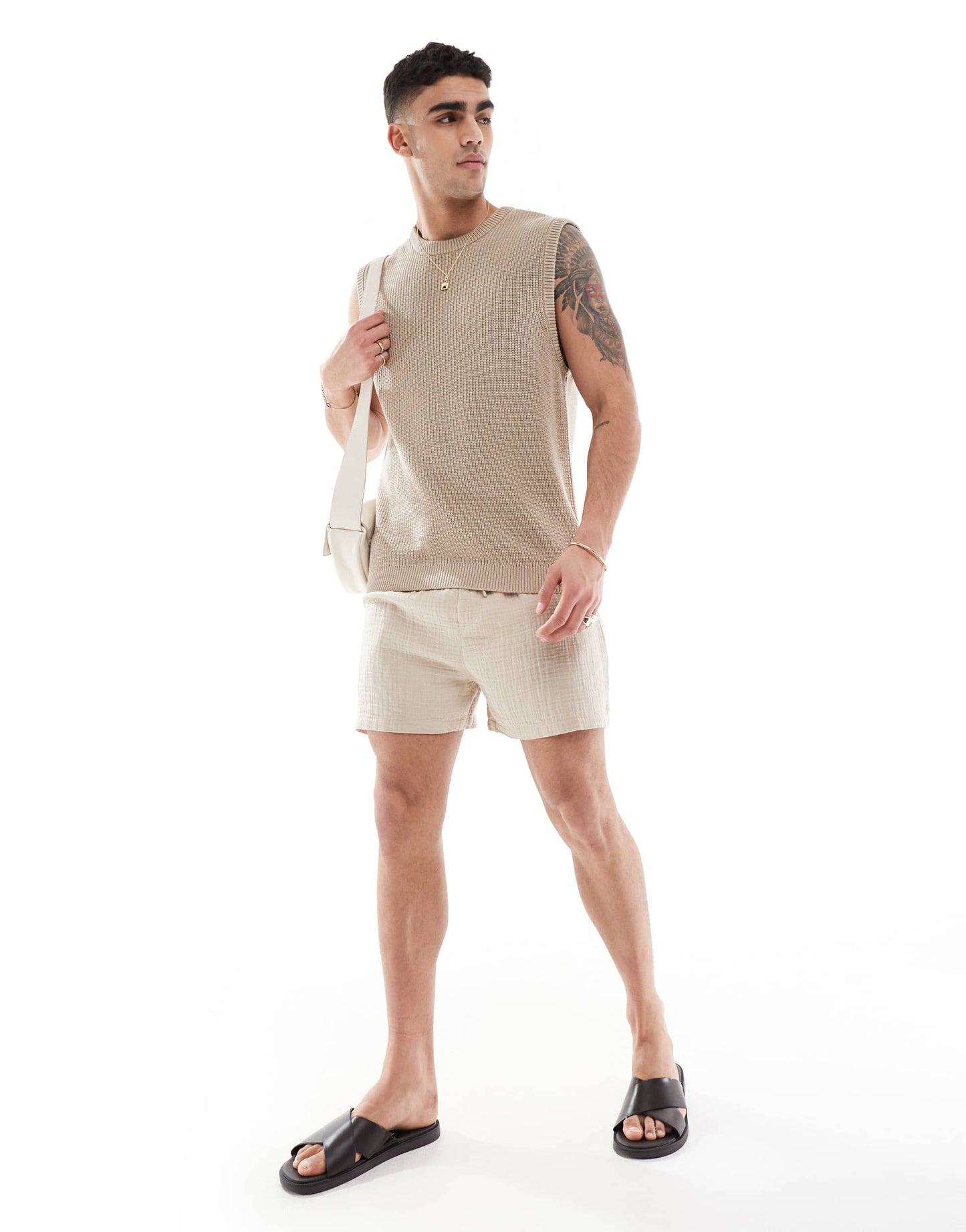 New Look chunky knitted vest in tan