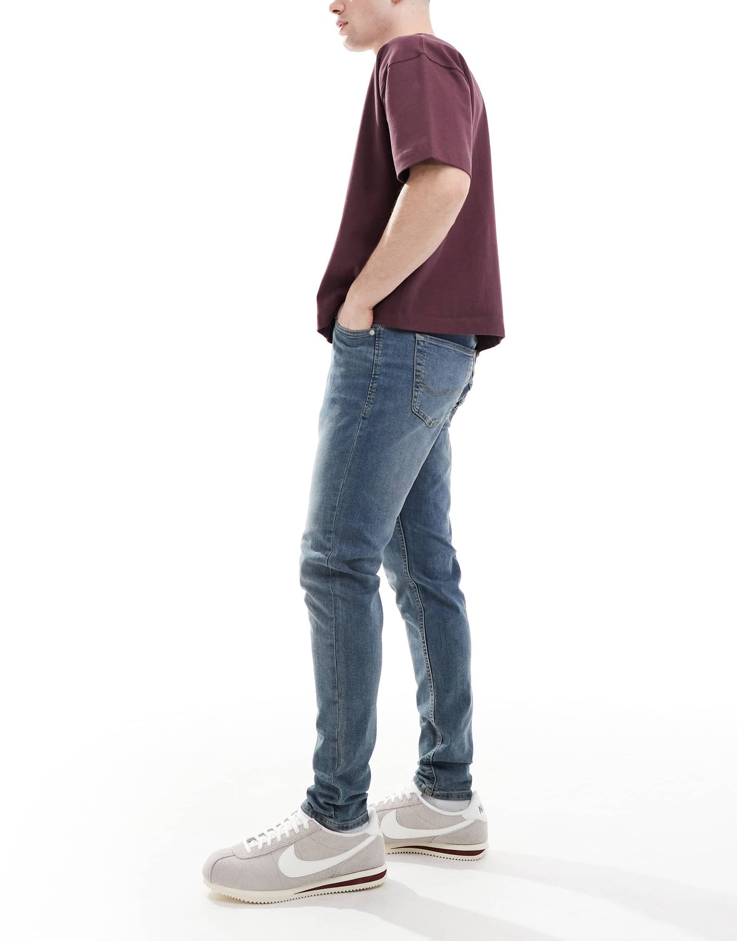 Jack & Jones Pete tapered jeans in vintage blue