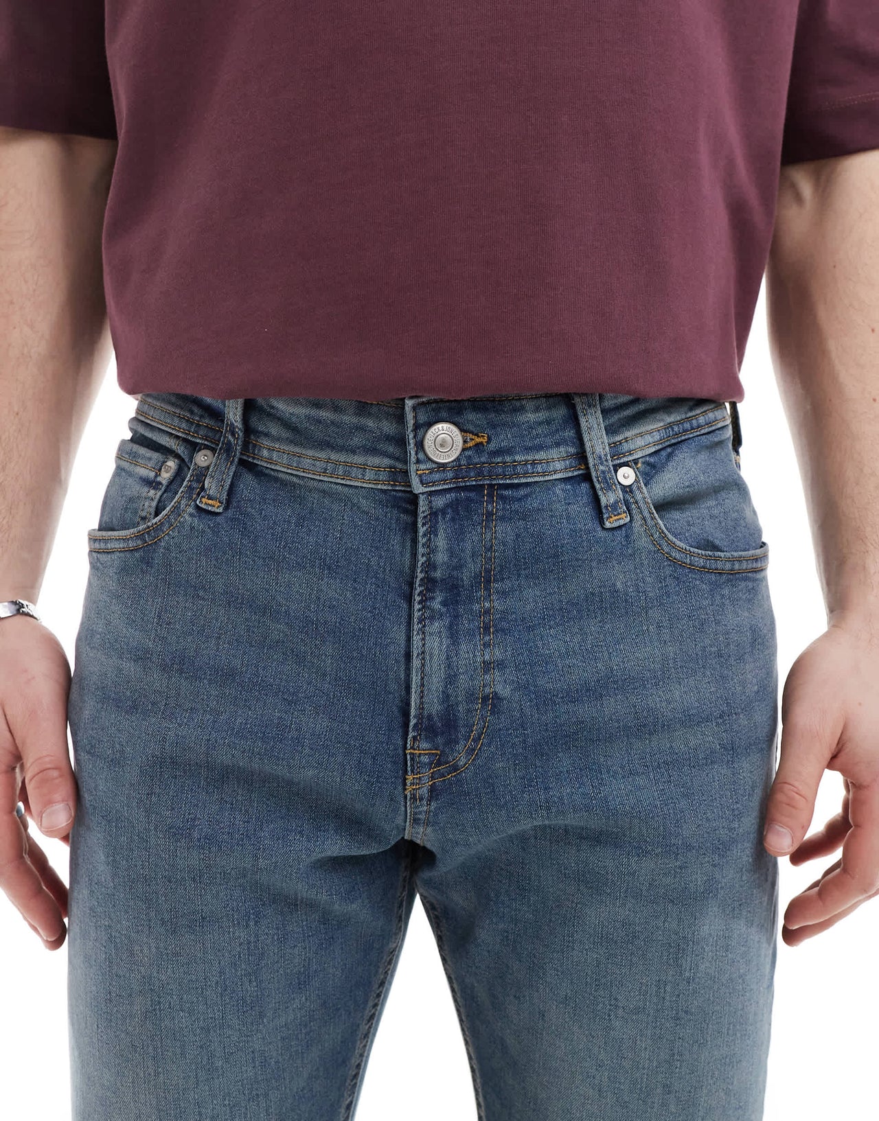 Jack & Jones Pete tapered jeans in vintage blue