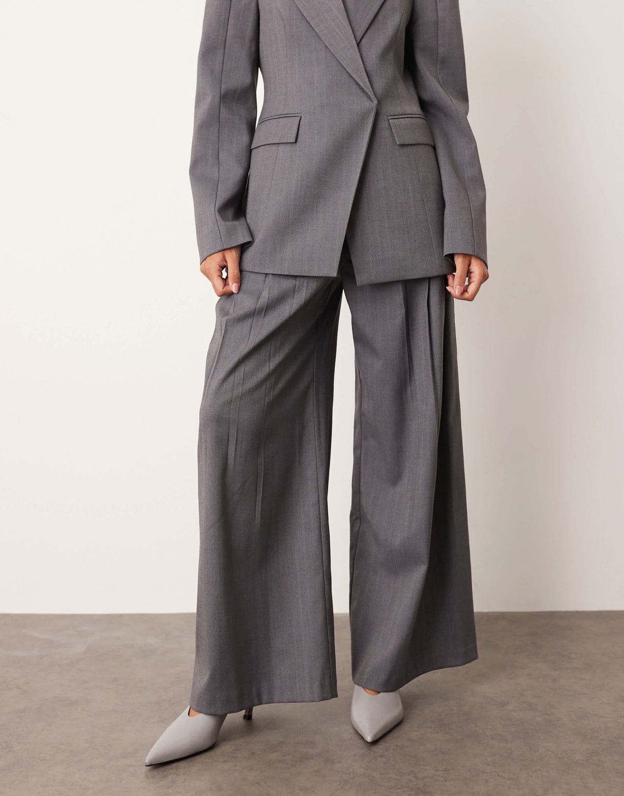 ARRANGE co -ord tailored wide leg trouser with pleats in slate grey