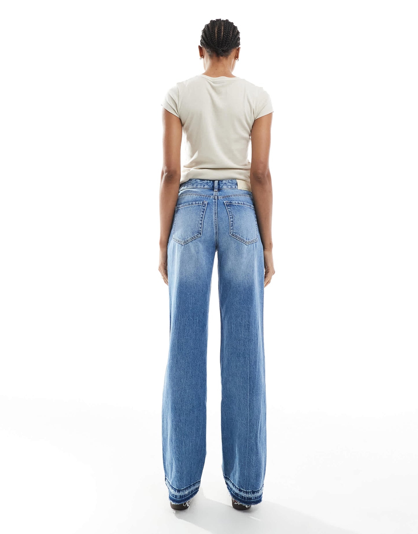 Stradivarius Tall D92 wide leg dad jeans in medium wash