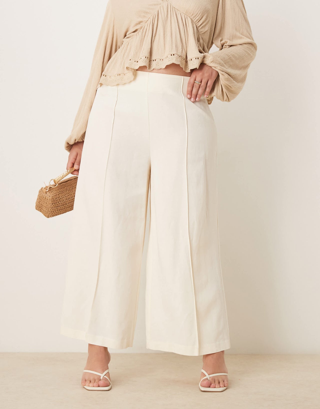 ASOS DESIGN Curve tailored culotte trousers with linen in ivory - STONE