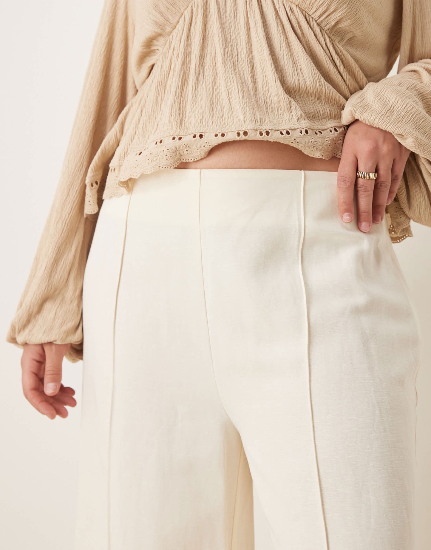 ASOS DESIGN Curve tailored culotte trousers with linen in ivory - STONE