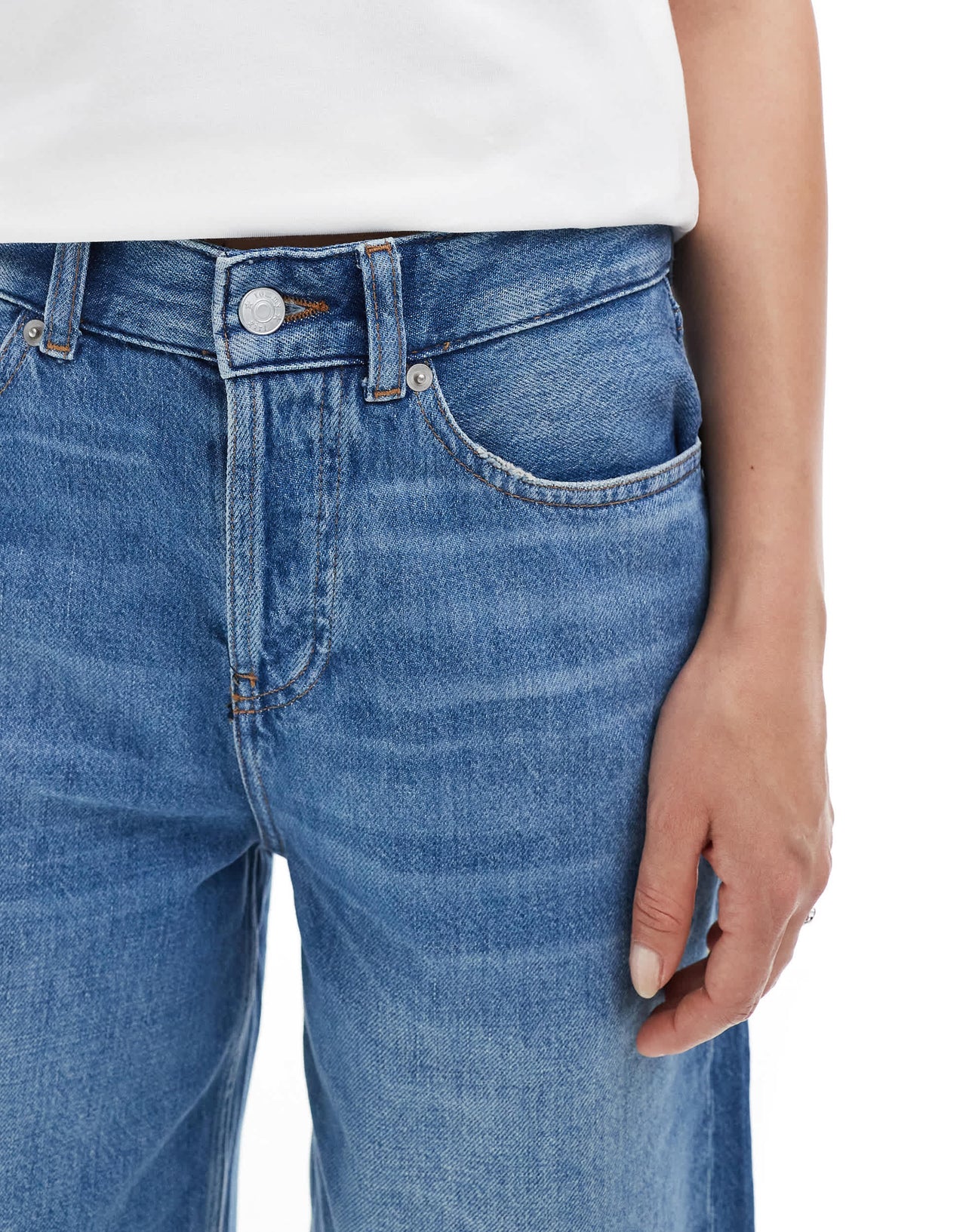 Tommy Jeans tommy girl star denim shorts in dark wash