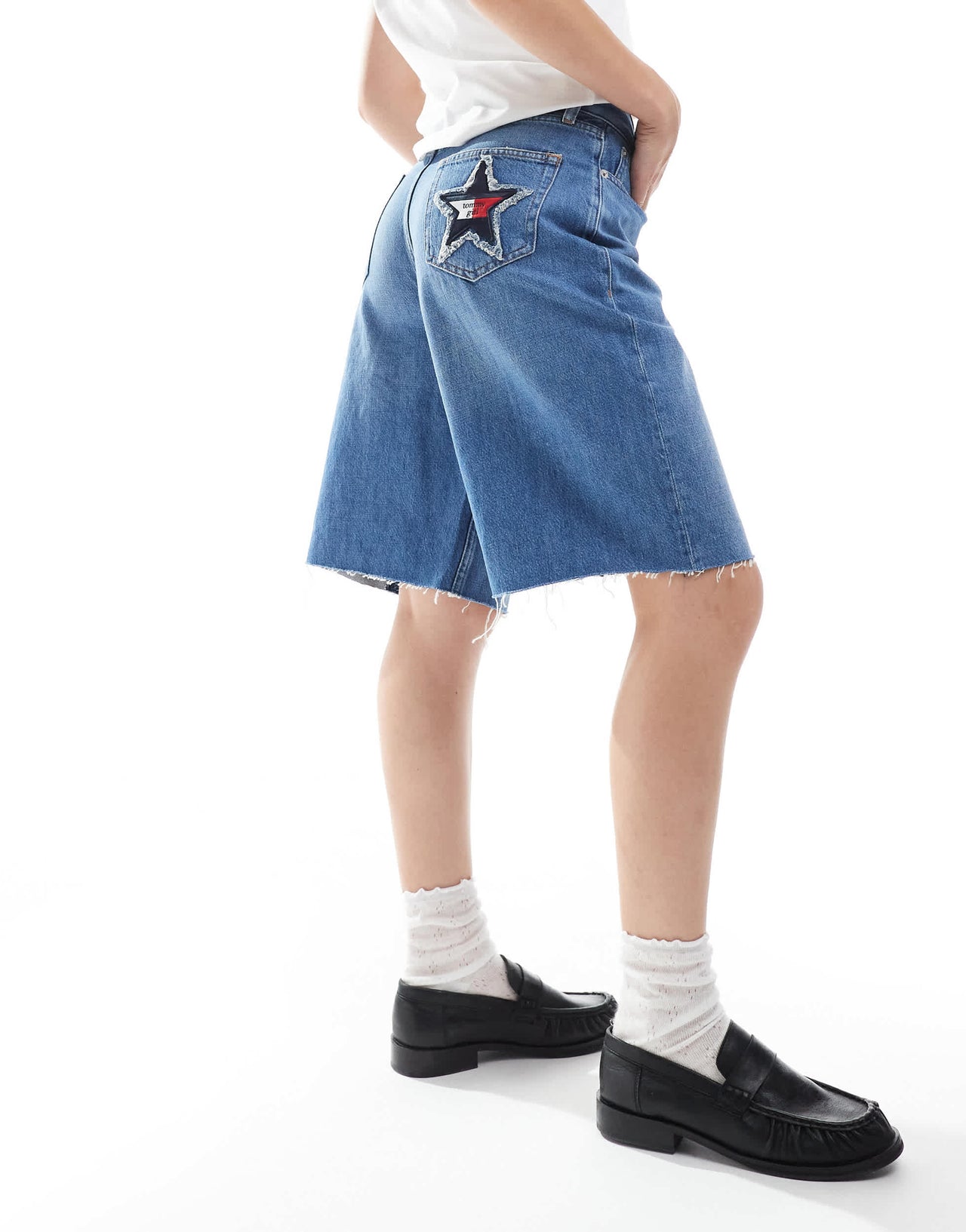Tommy Jeans tommy girl star denim shorts in dark wash