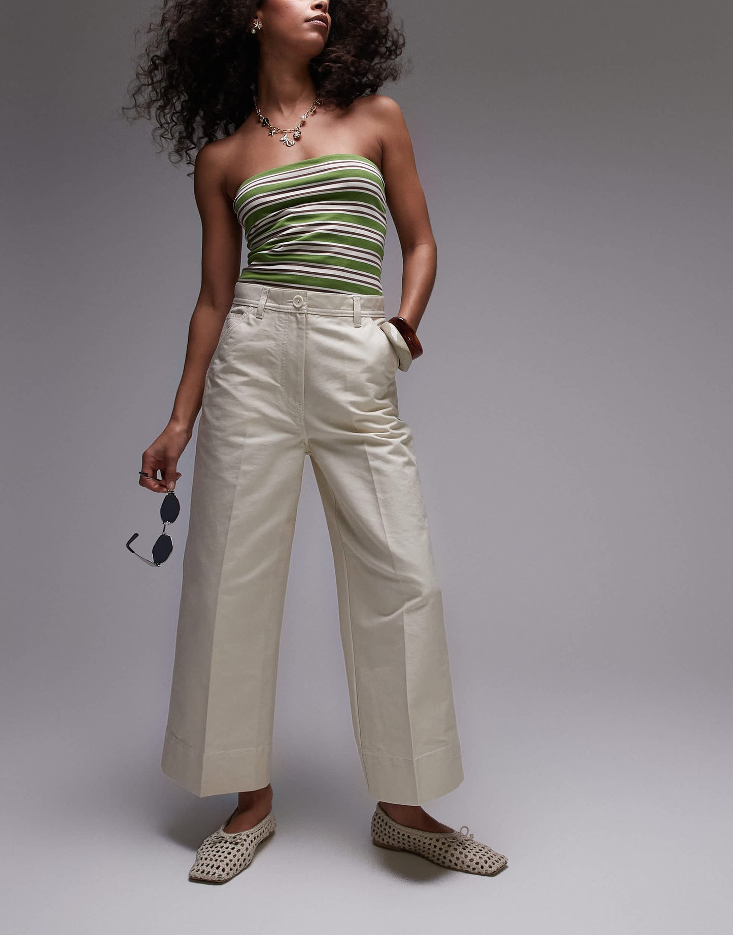 ARKET ankle grazer wide leg  structed cotton trousers in light beige