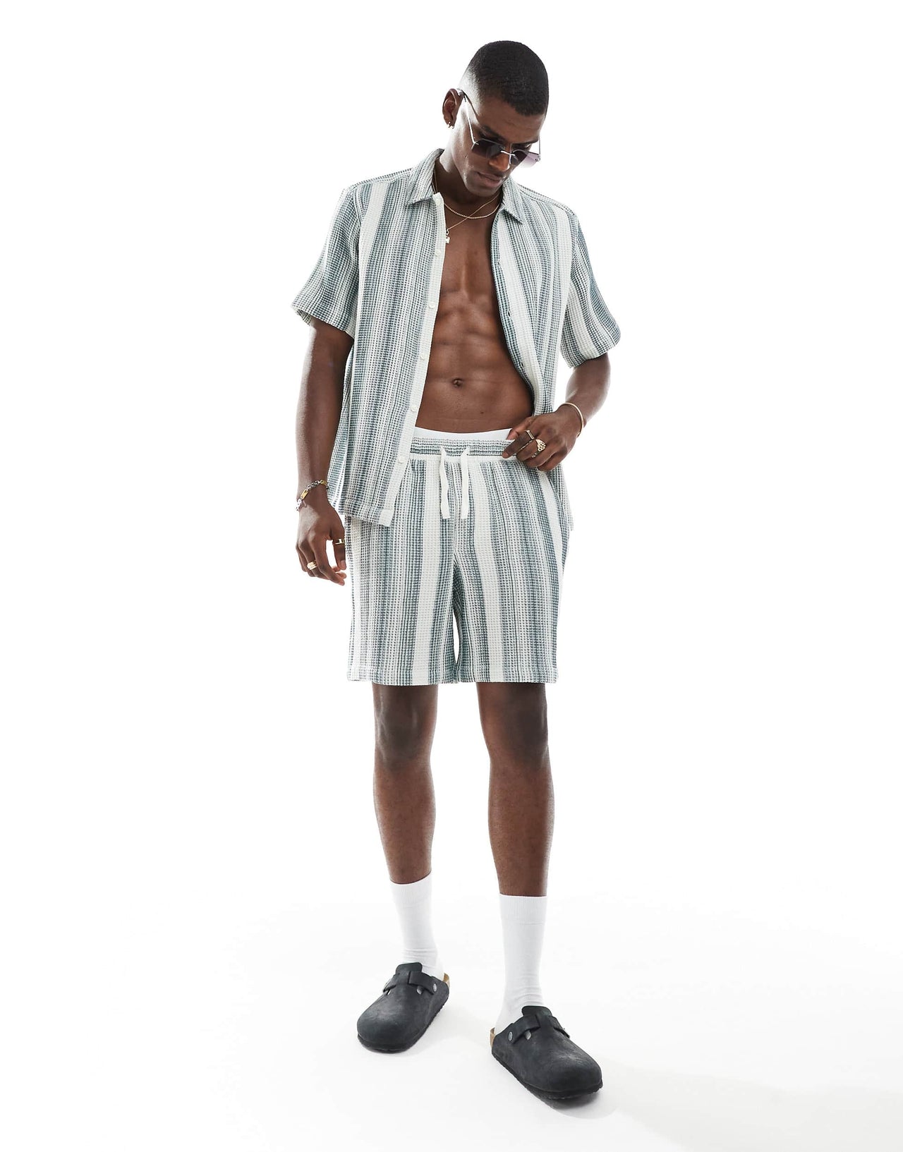 ONLY & SONS waffle short co-ord in white & green