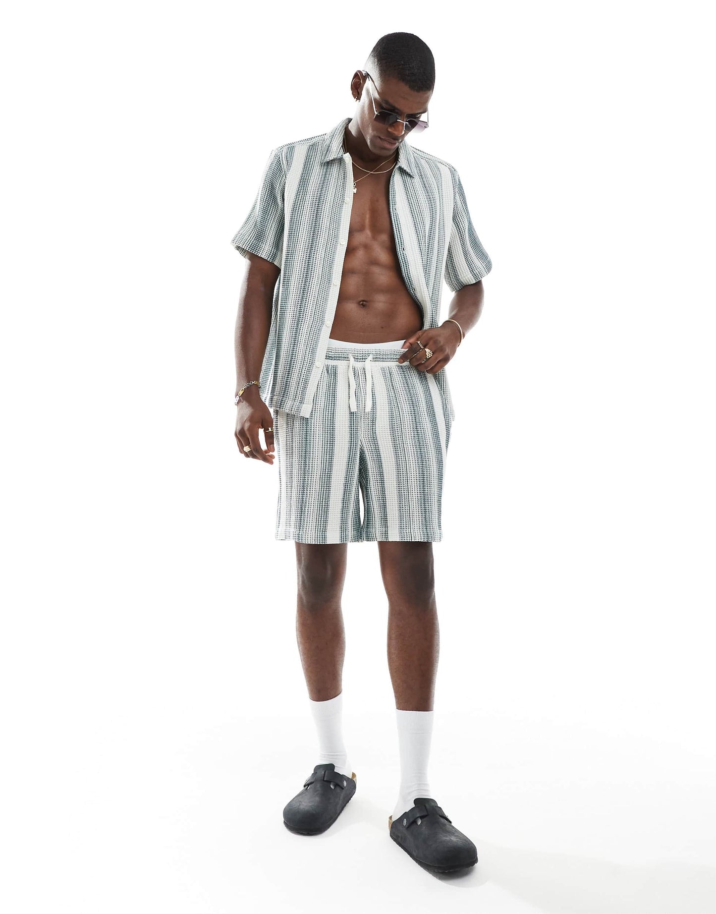 ONLY & SONS waffle short co-ord in white & green
