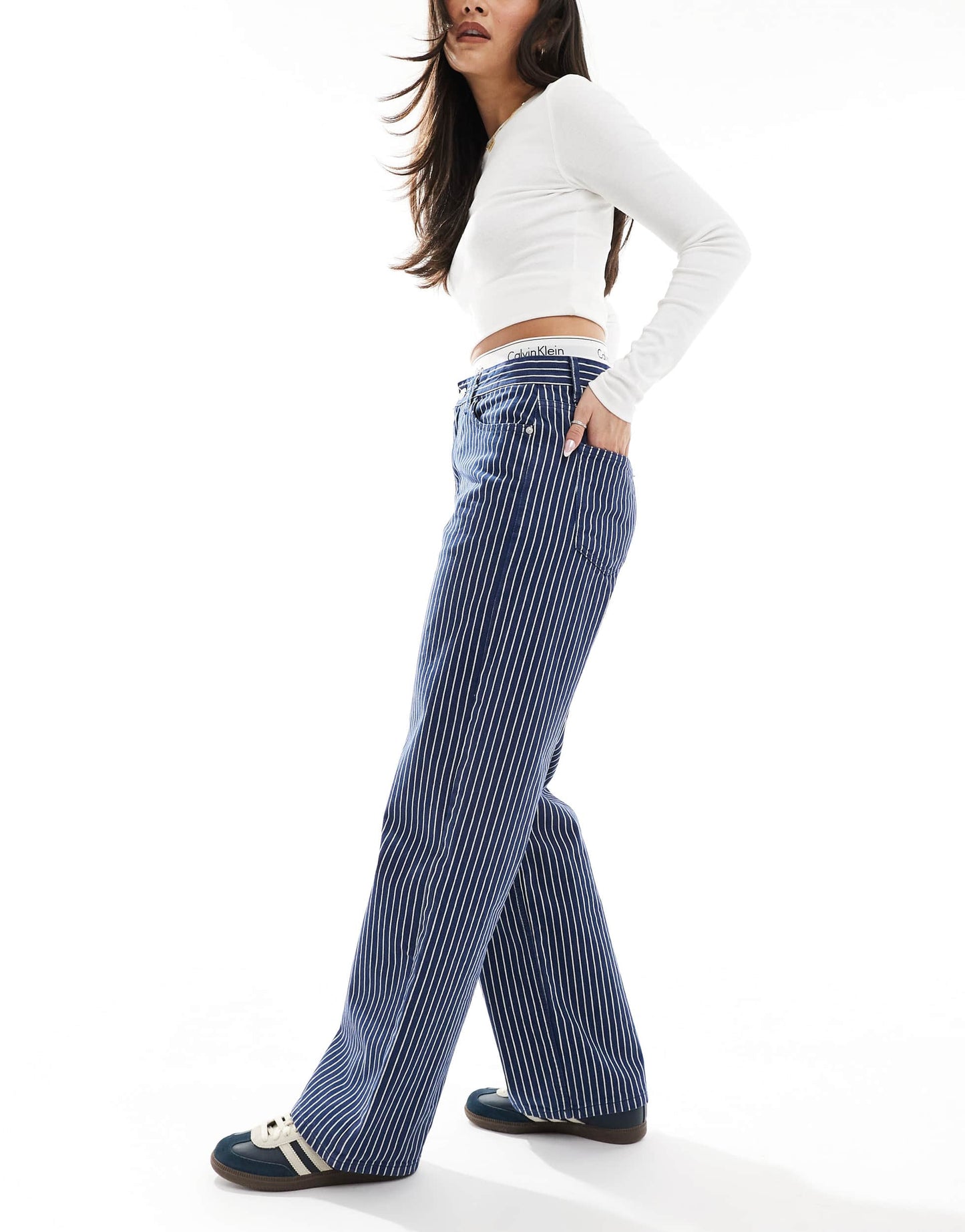 Pull&Bear striped baggy jeans in blue