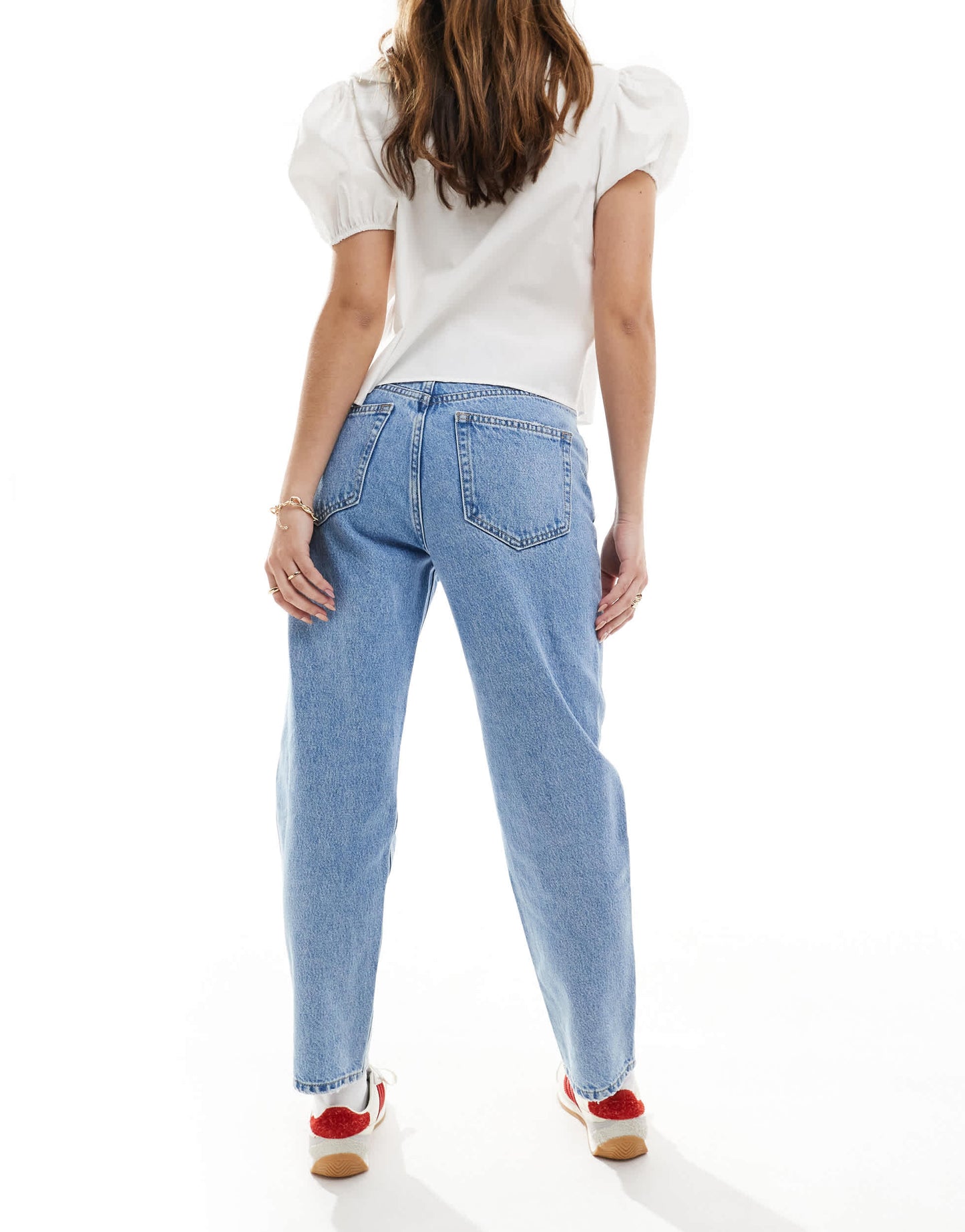 Pull&Bear high rise mom jean in washed blue