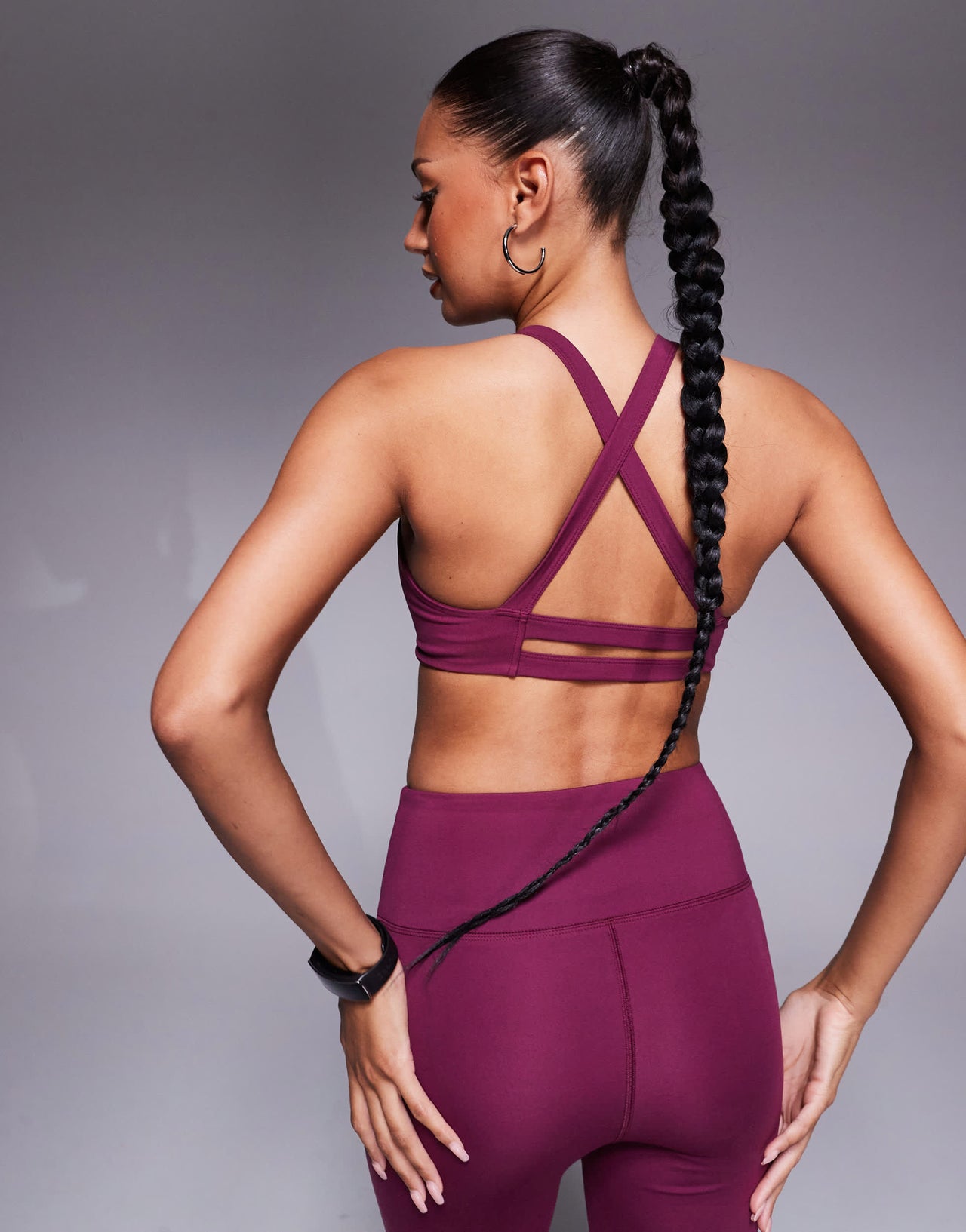 4505 soft touch light support twist front sports bra mulberry
