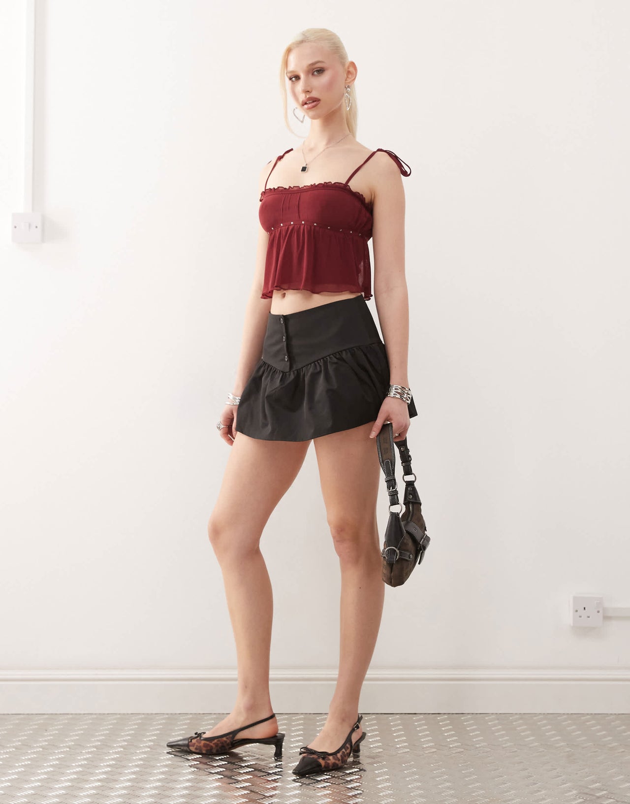Motel damaris studded cami top in burgundy