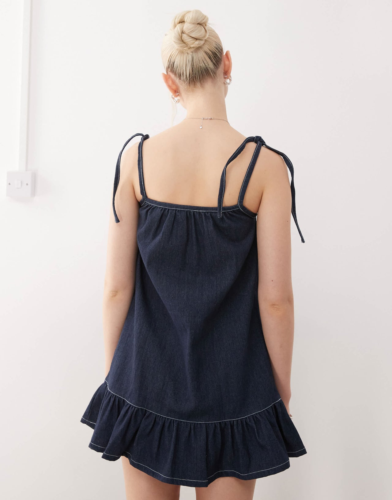 Motel carlisle mini denim smock dress in blue
