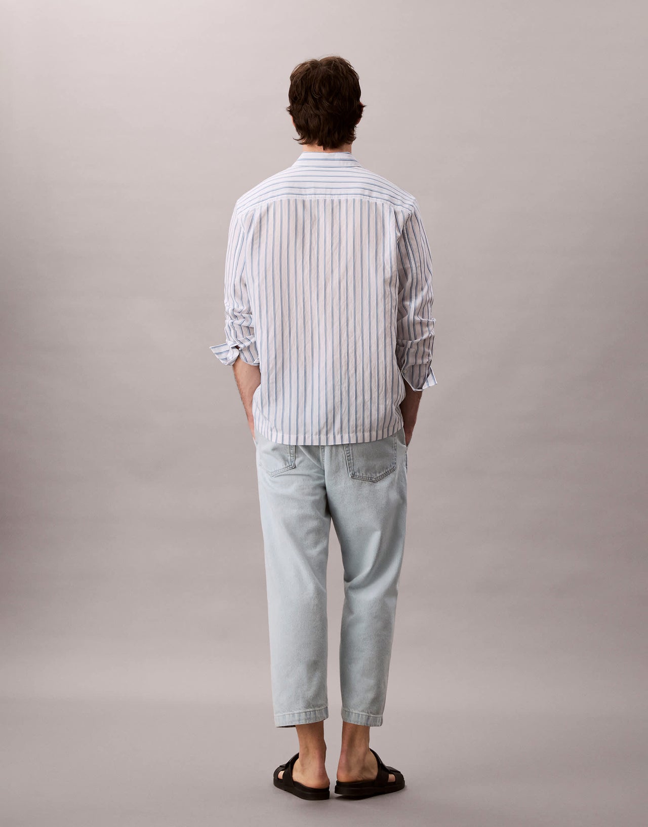 Calvin Klein Jeans 90's tapered jeans in sunbleached wash