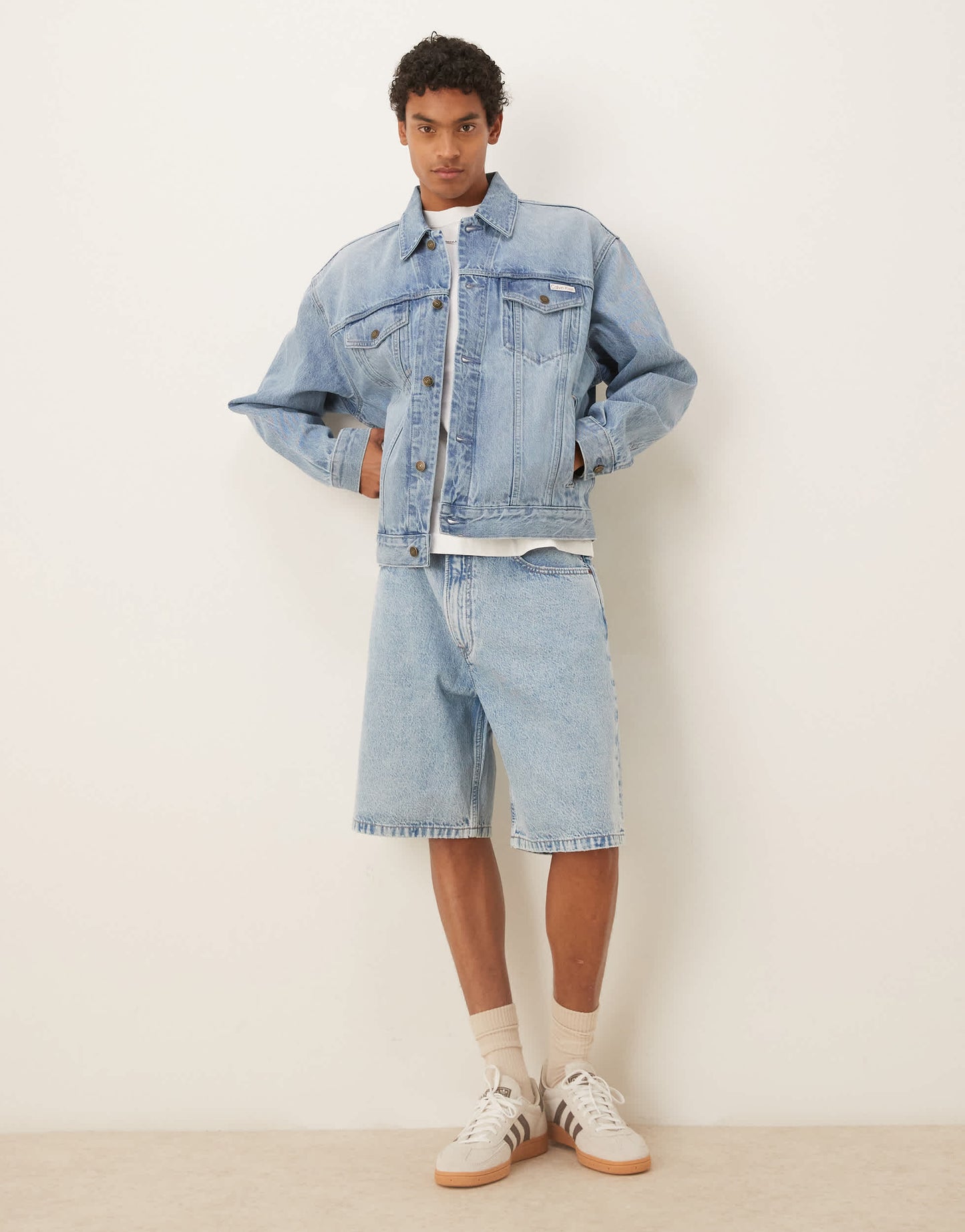 Calvin Klein Jeans 90's denim shorts in light wash blue