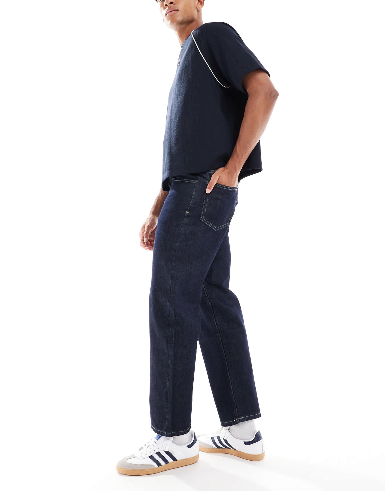 Pull&Bear loose jeans in indigo blue