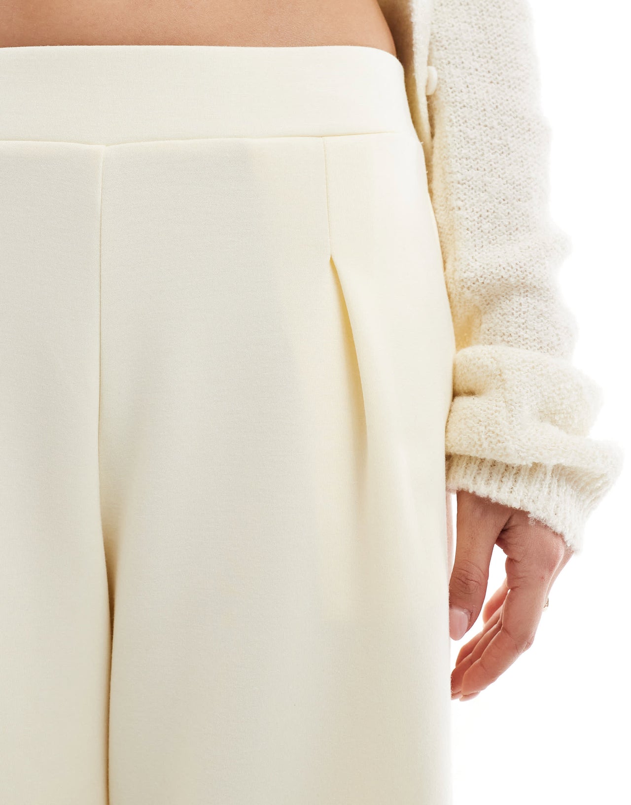 Bershka wide leg jogger in butter yellow