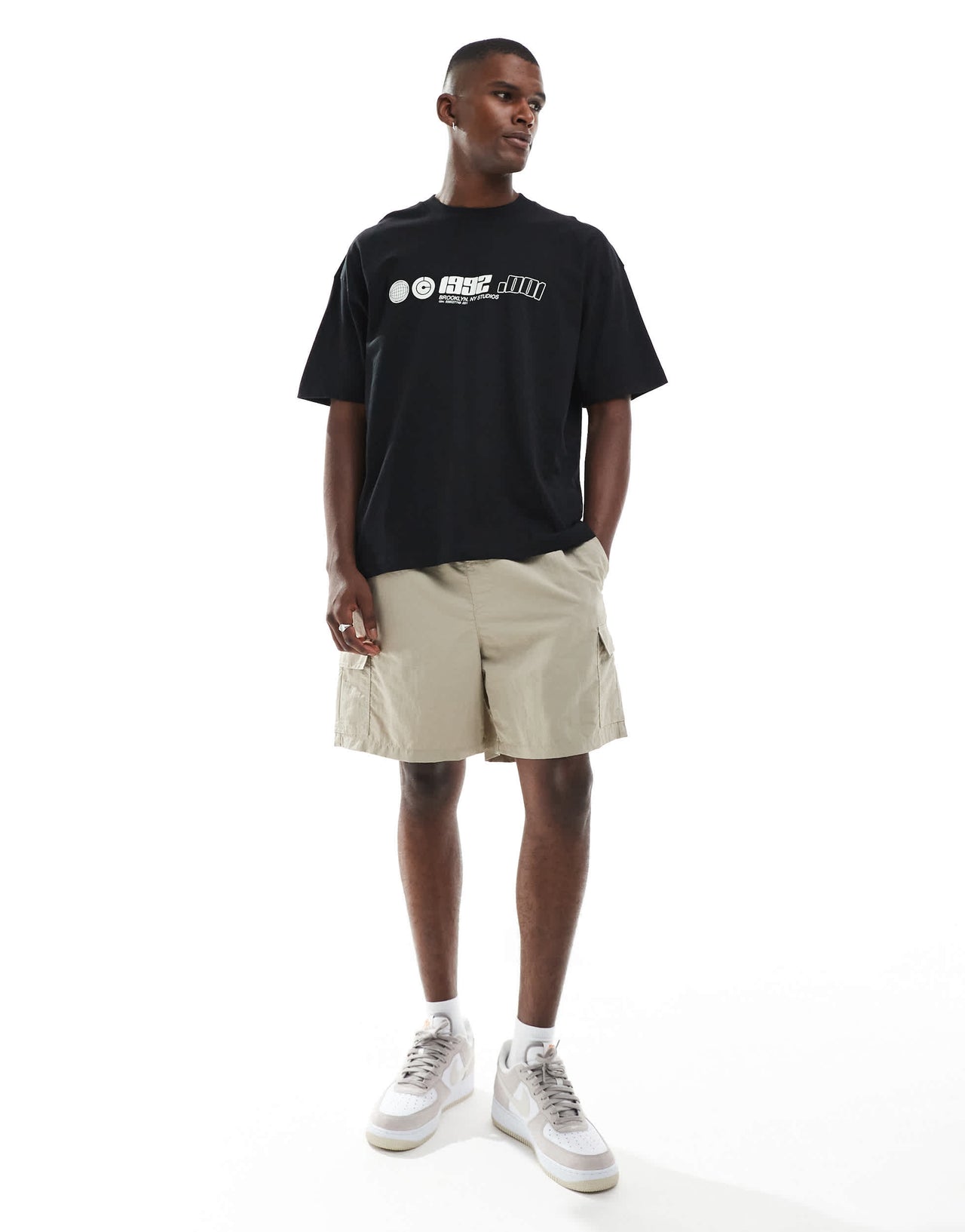 Cotton On cargo short in gravel