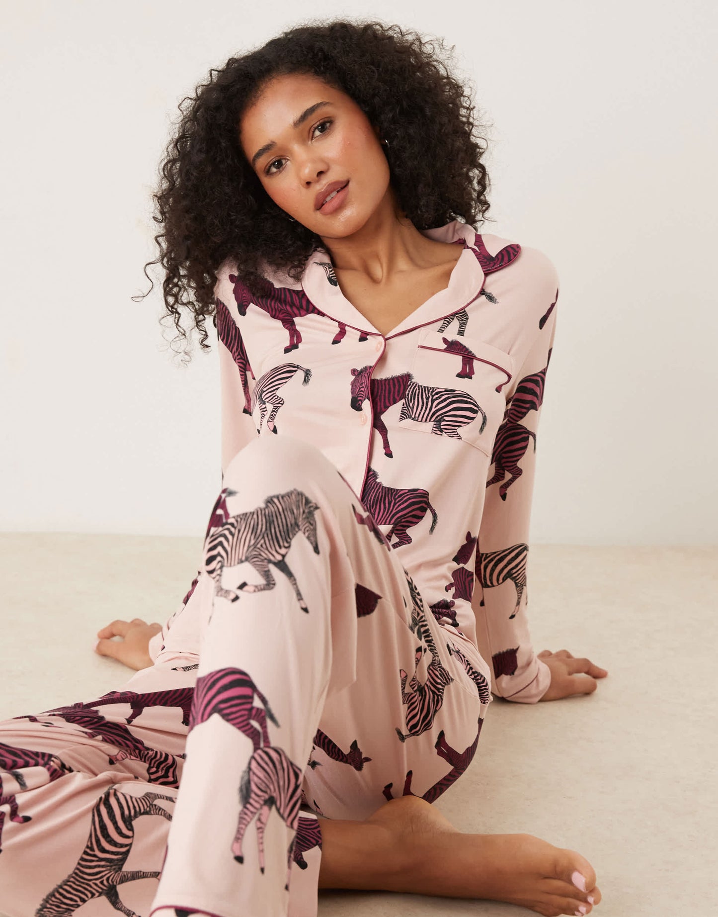 Chelsea Peers poly long sleeve revere pyjama set in zebra print