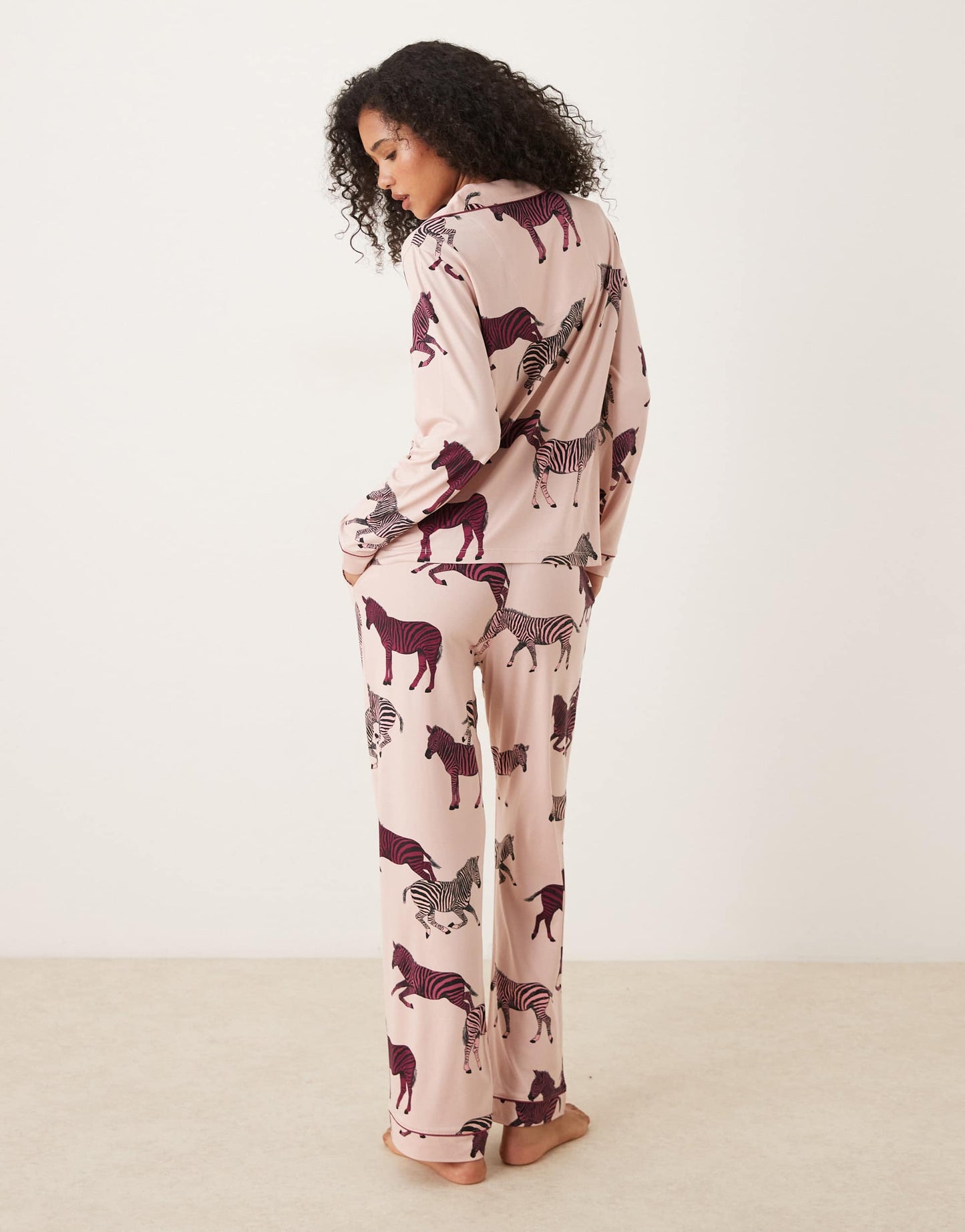 Chelsea Peers poly long sleeve revere pyjama set in zebra print