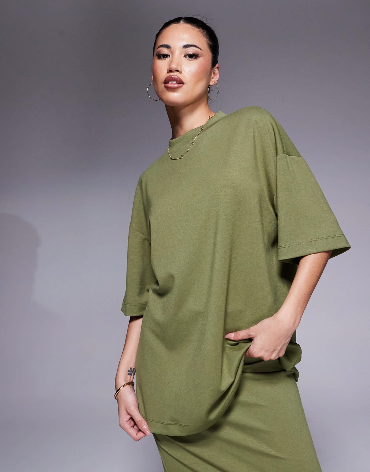 River Island clean oversized t-shirt in khaki