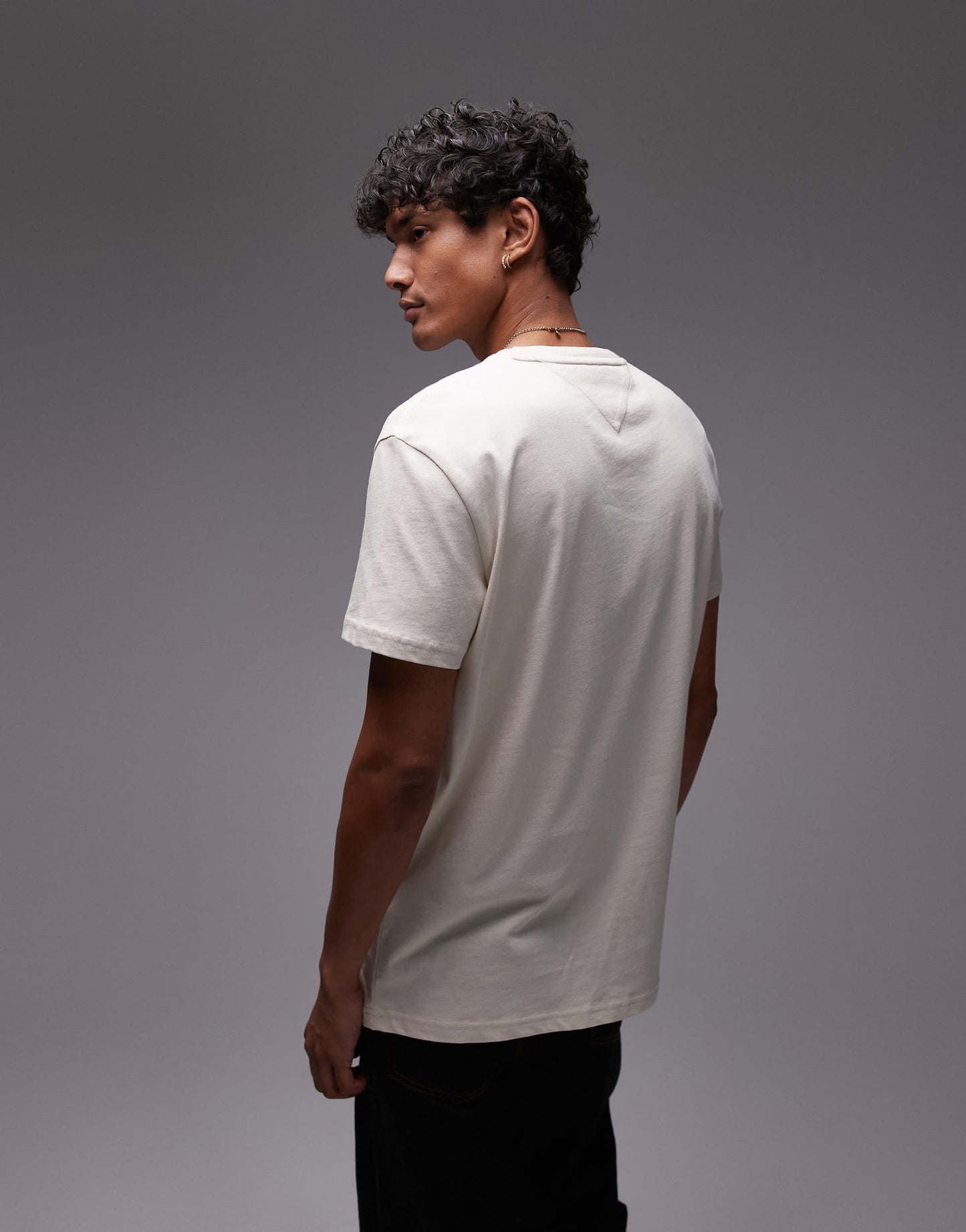 Tommy Jeans left chest graphic t-shirt in beige