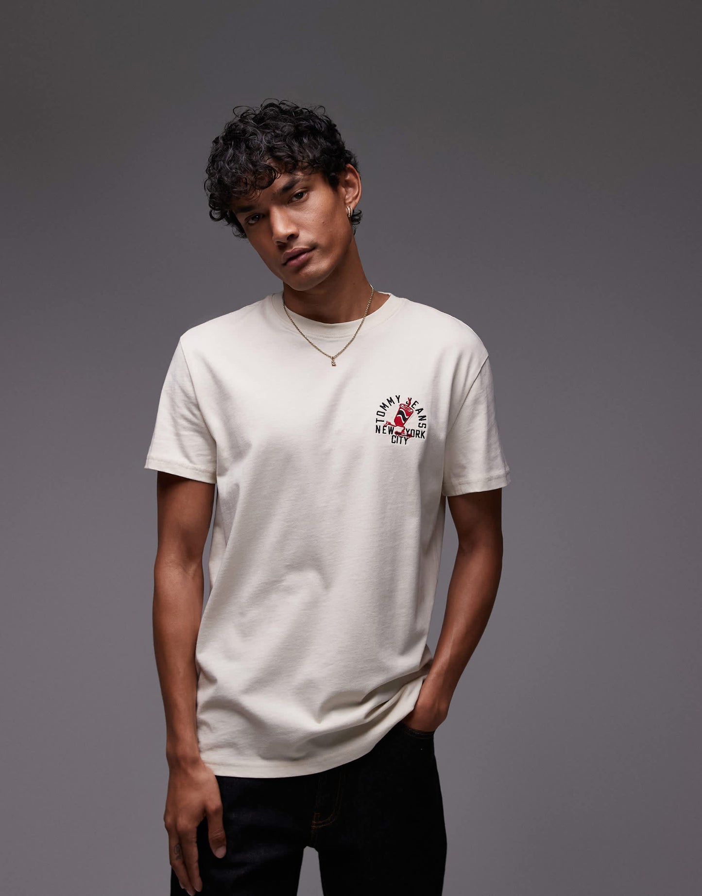 Tommy Jeans left chest graphic t-shirt in beige