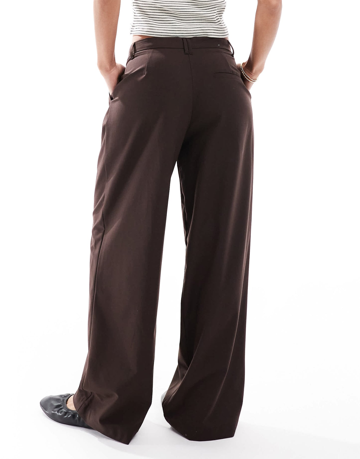 Bershka Tailored Trouser in brown