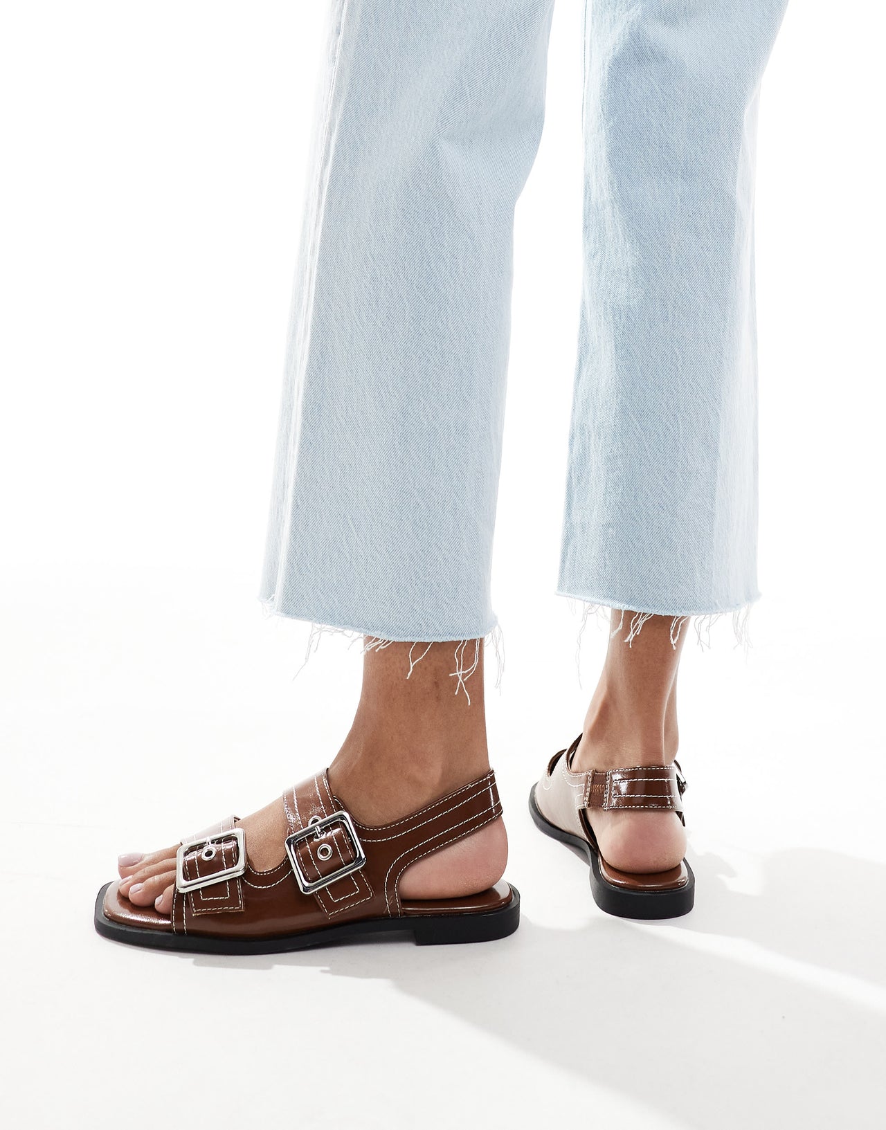 New Look slingback chunky patent sandal with contrast stitch in brown