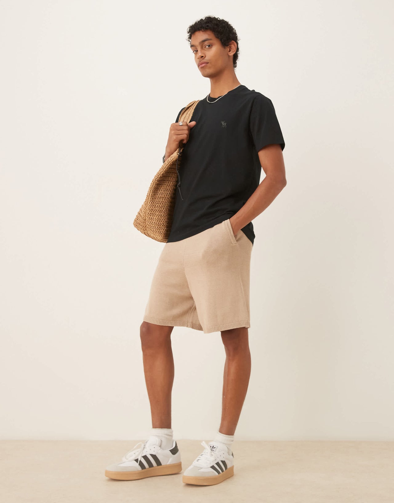 Abercrombie & Fitch slim fit icon t-shirt in black