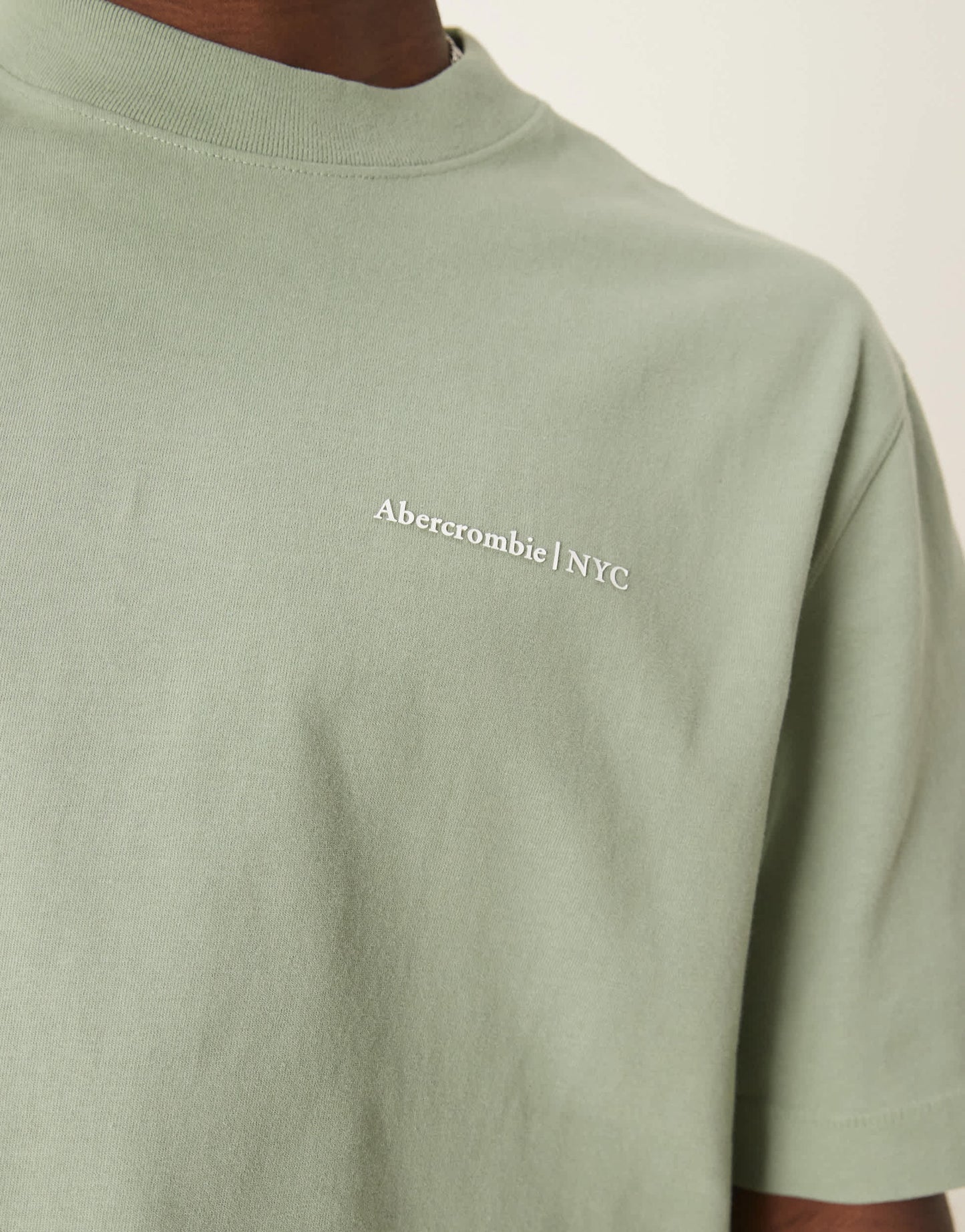 Abercrombie & Fitch premium logo t-shirt in green