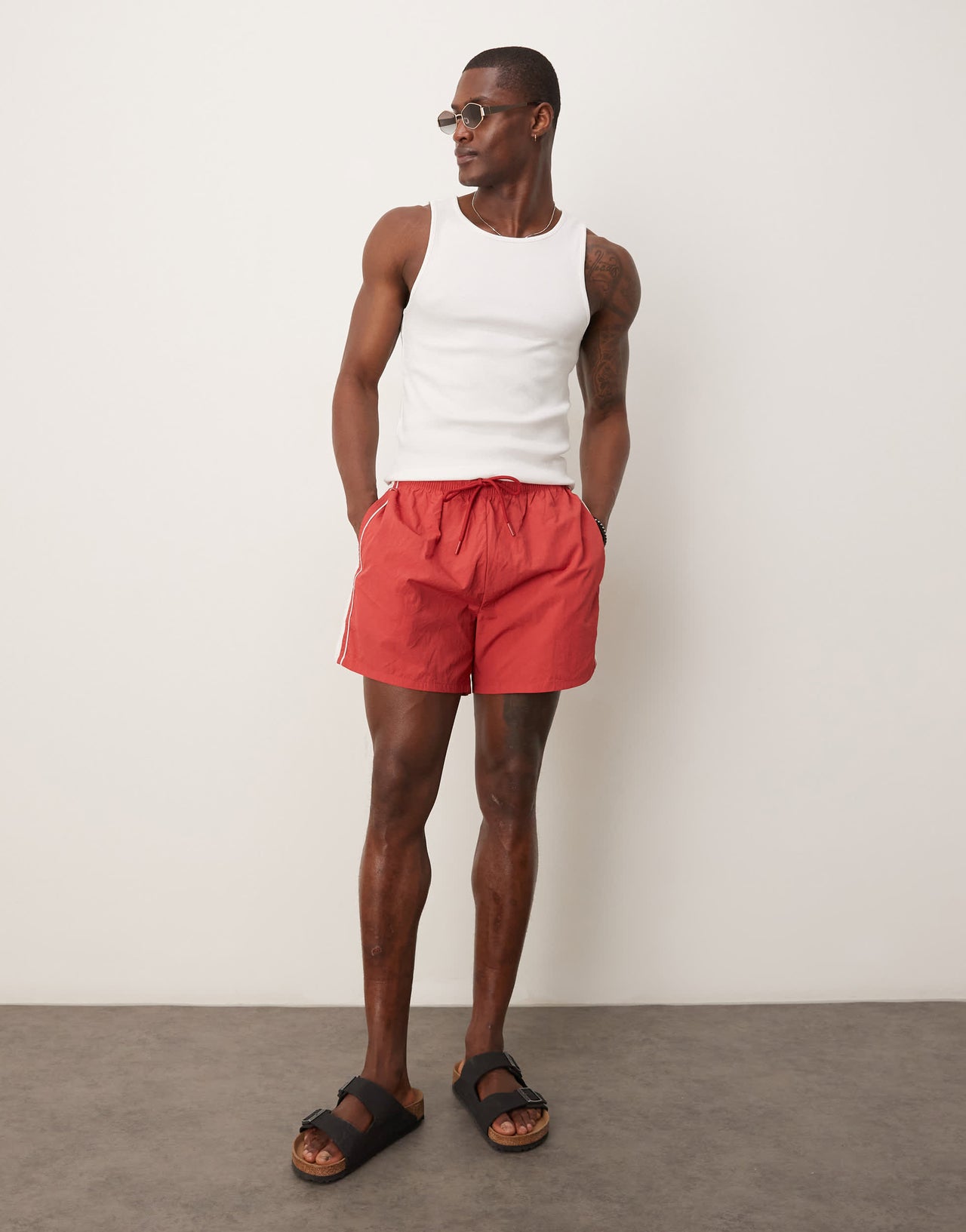 Abercrombie & Fitch relaxed short with contrast side stripe in red