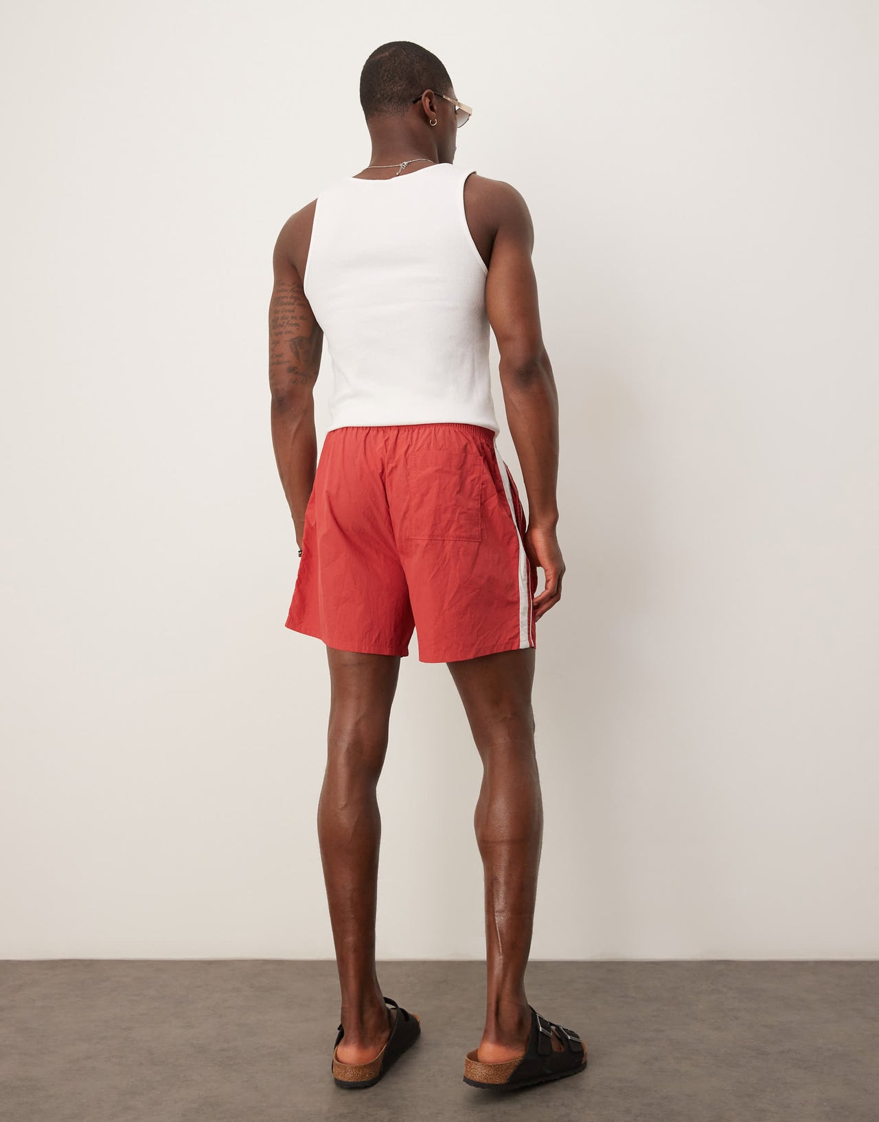 Abercrombie & Fitch relaxed short with contrast side stripe in red