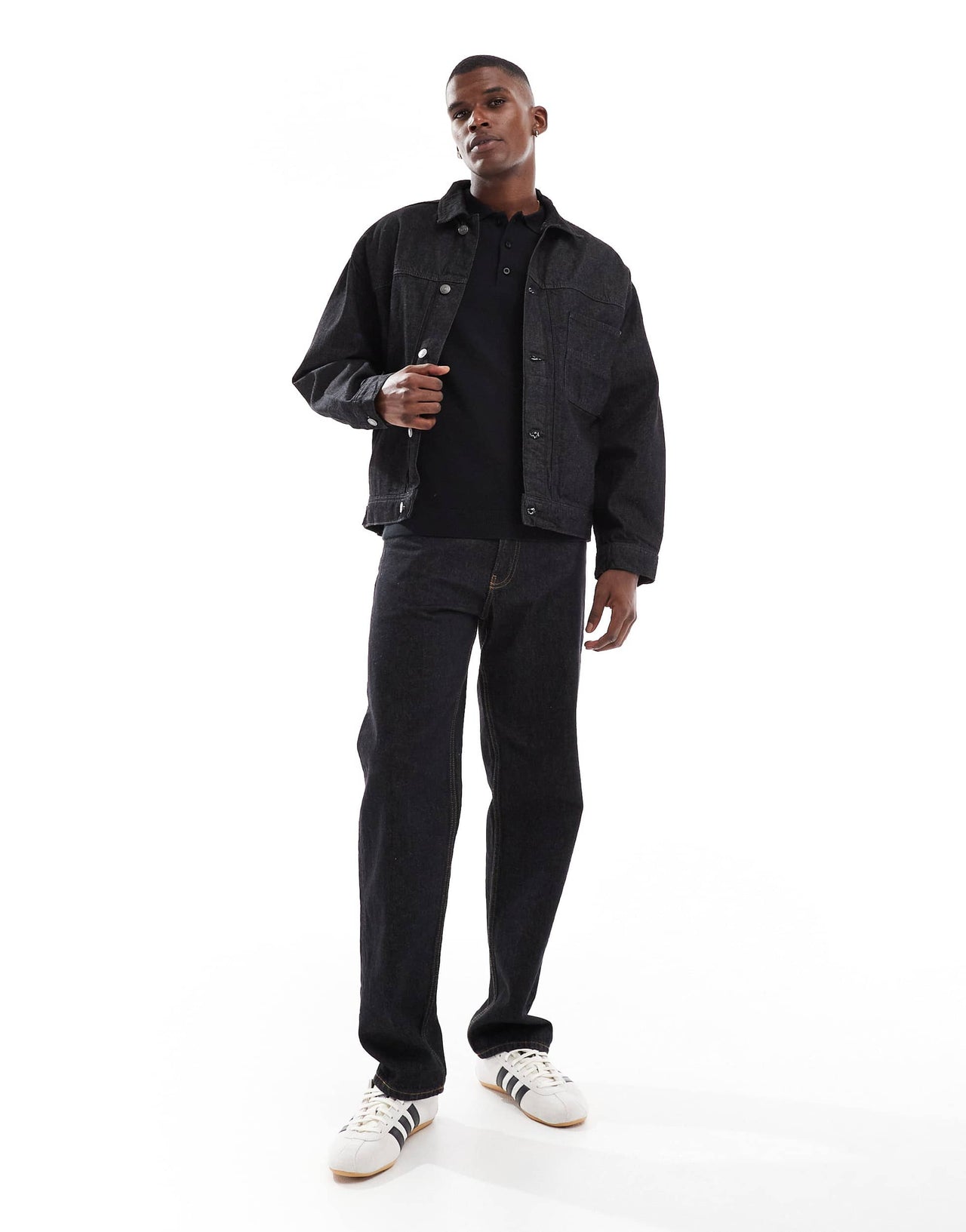 New Look short sleeve knitted polo in black