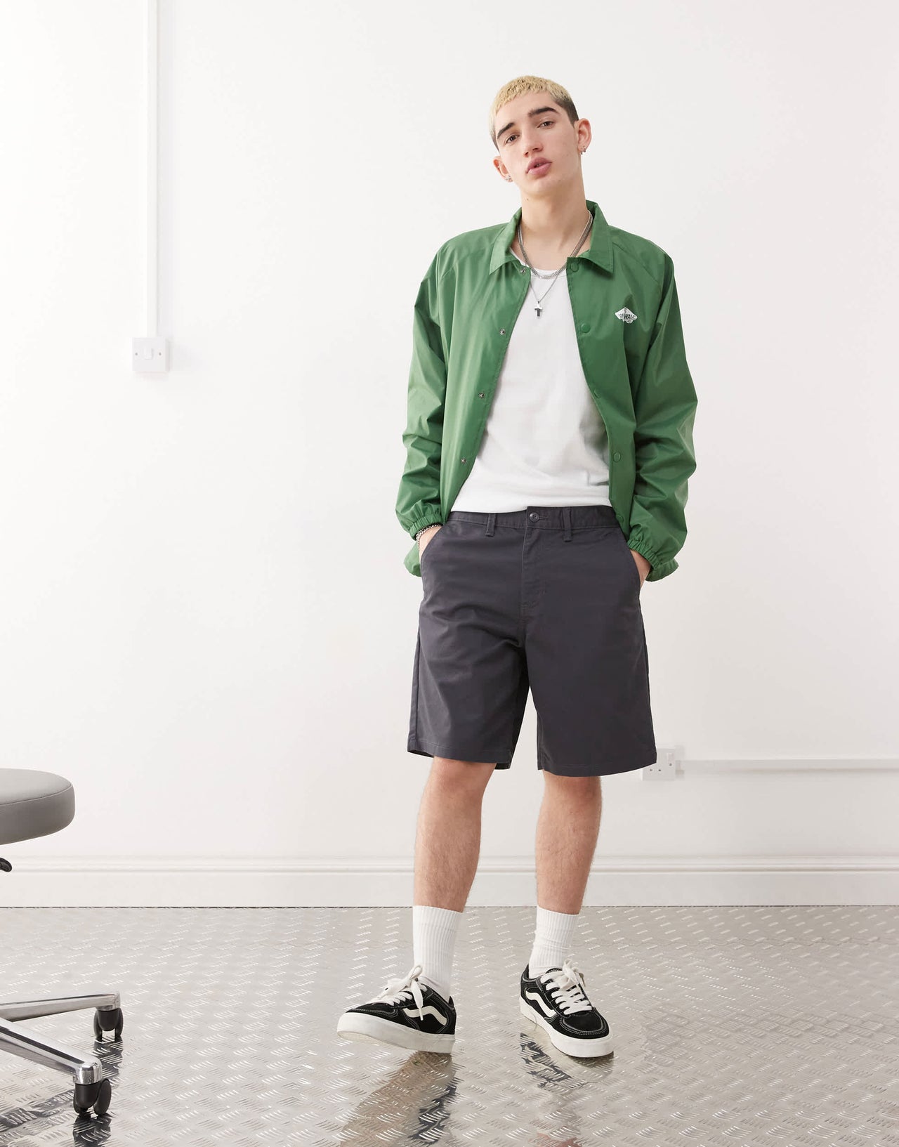Vans authentic relaxed chino shorts in dark grey