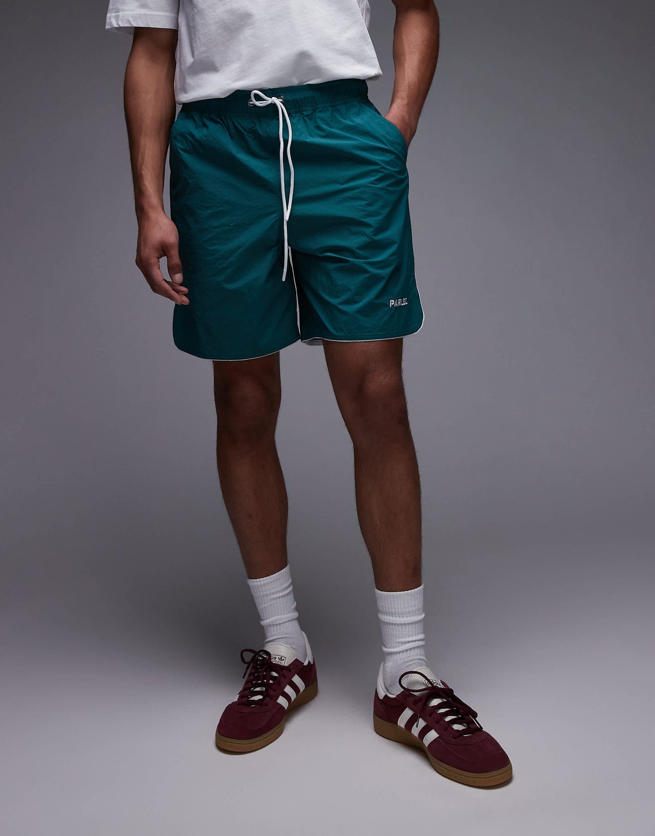 Parlez enigma relaxed logo detail short in green