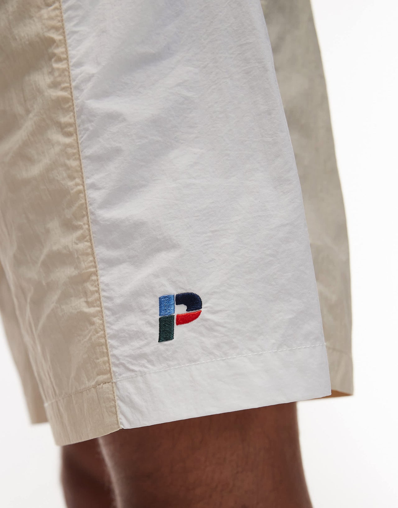 Parlez copa contrast panel relaxed shorts in white