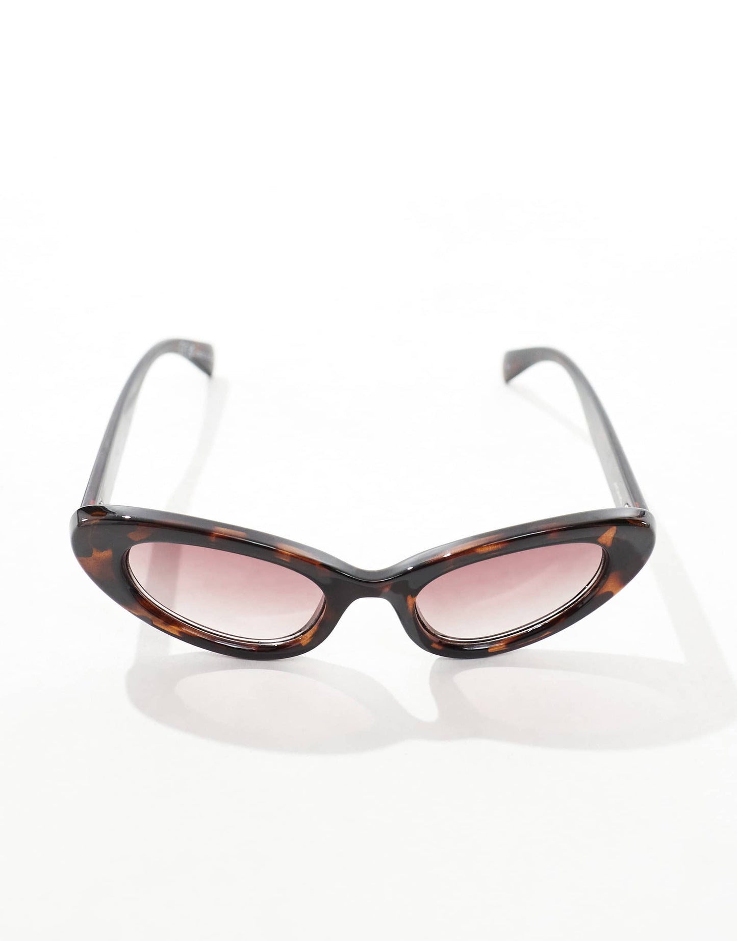 Monki cat eye sunglasses in brown tortoise shell