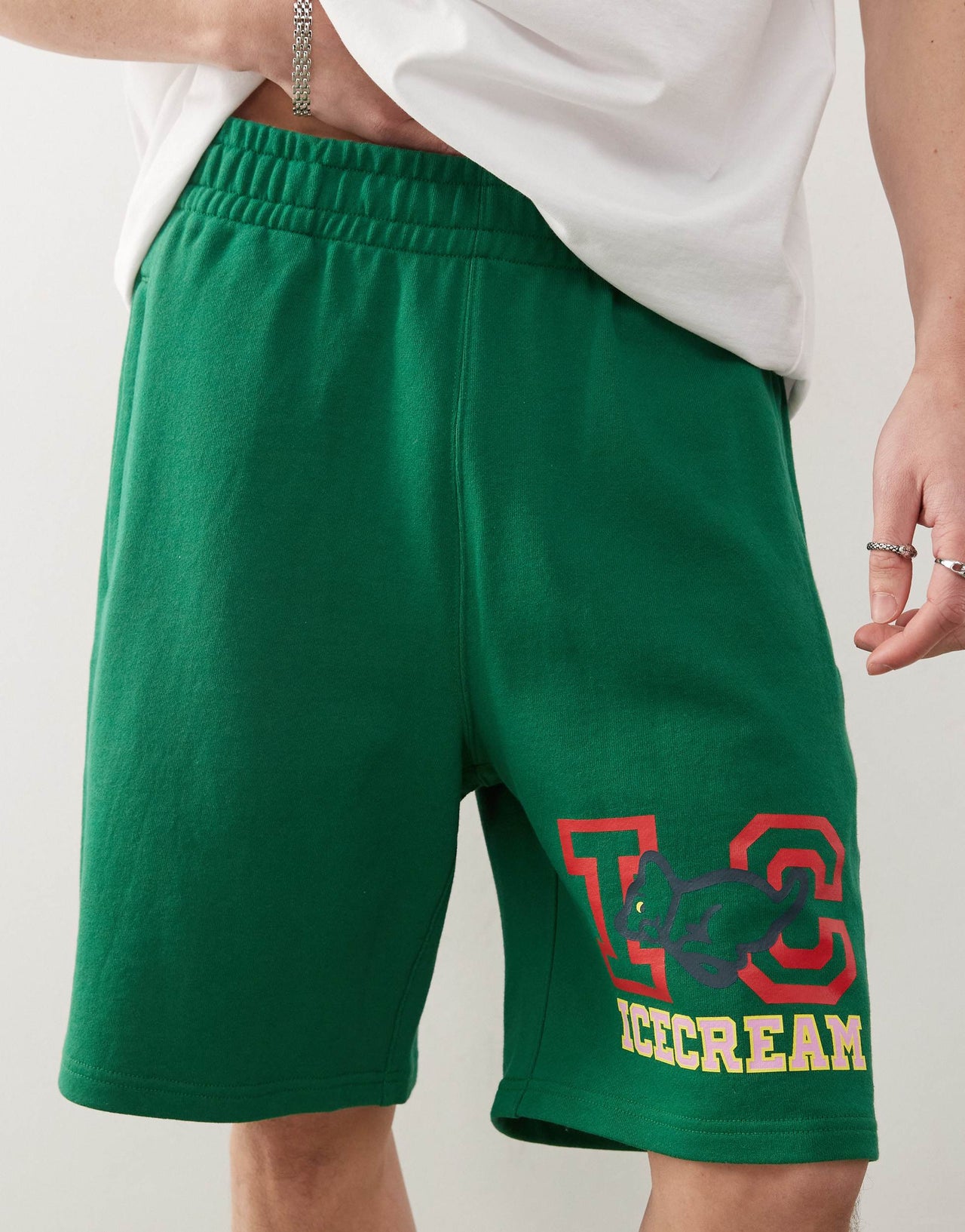 ICECREAM collegiate puppy jersey shorts in green