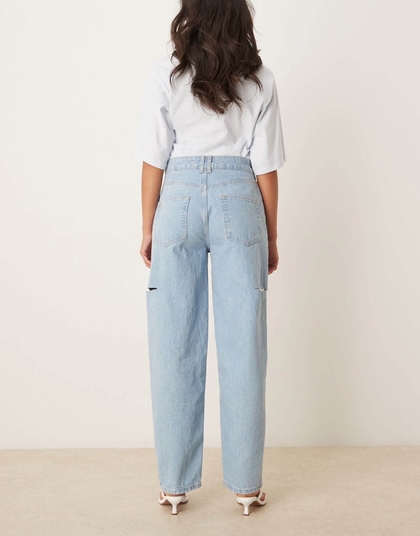 ASOS DESIGN high waisted barrel jean with thigh rips in lightwash
