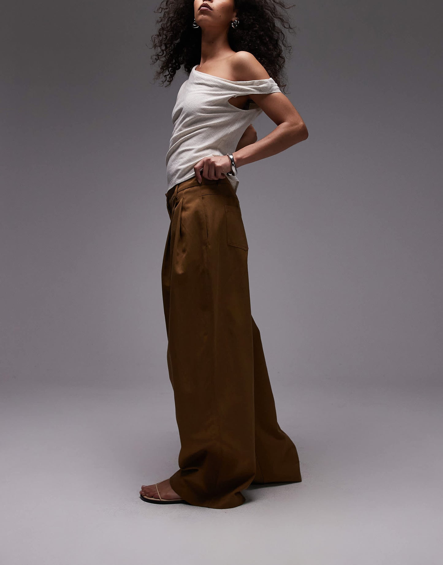 Mango pleat front balloon leg trouser in green