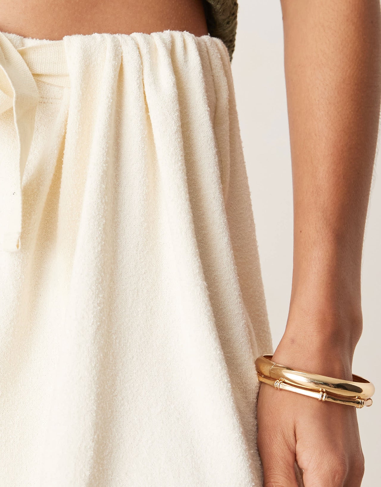 ASOS DESIGN textured knit pleat detail shorts in cream
