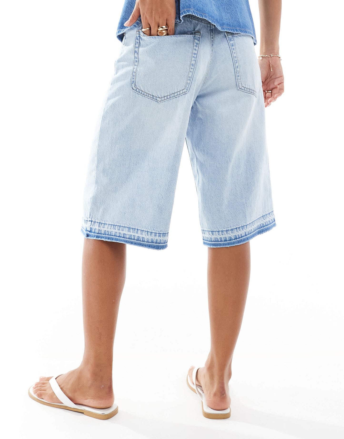 Stradivarius denim jort in light wash blue