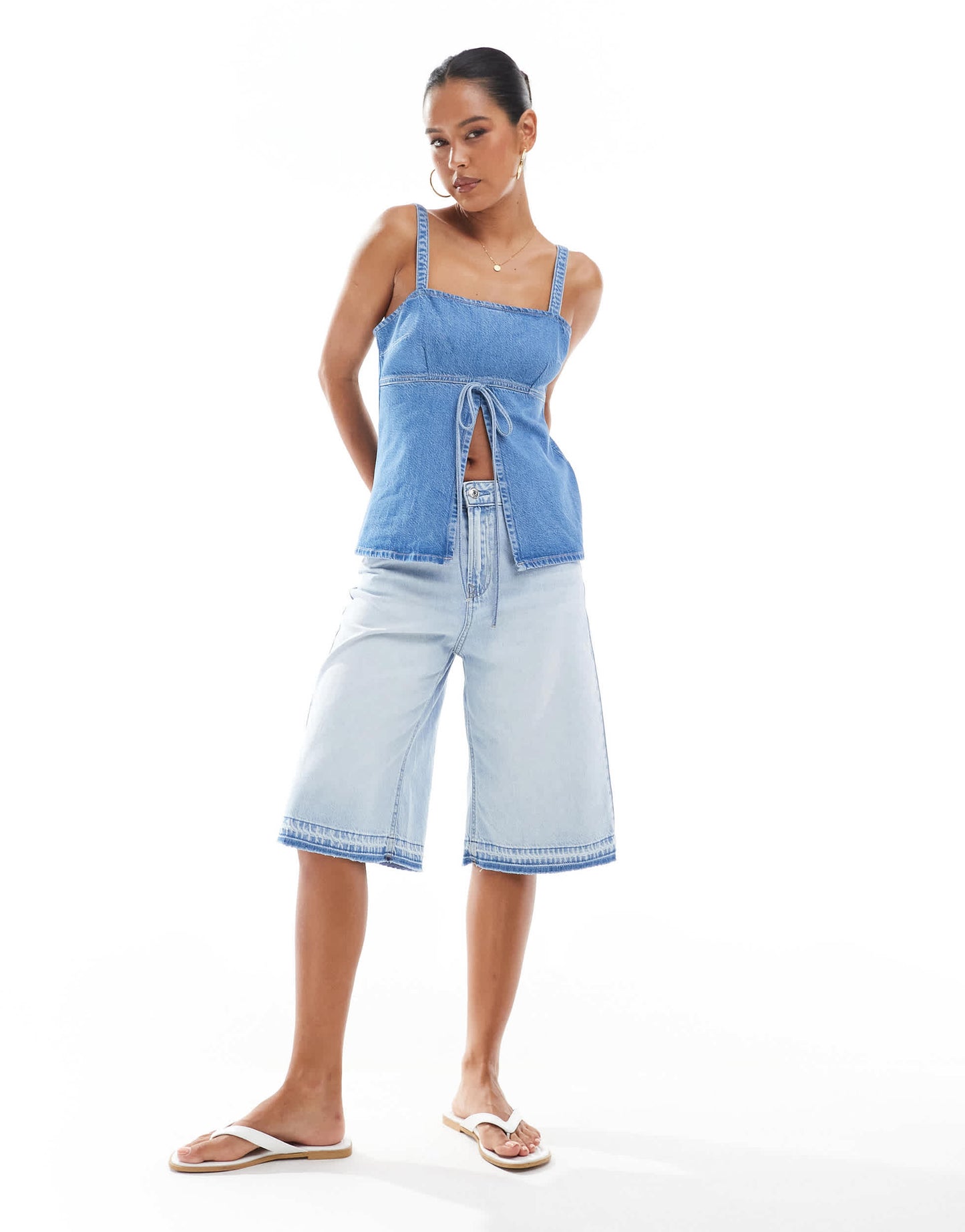 Stradivarius denim jort in light wash blue