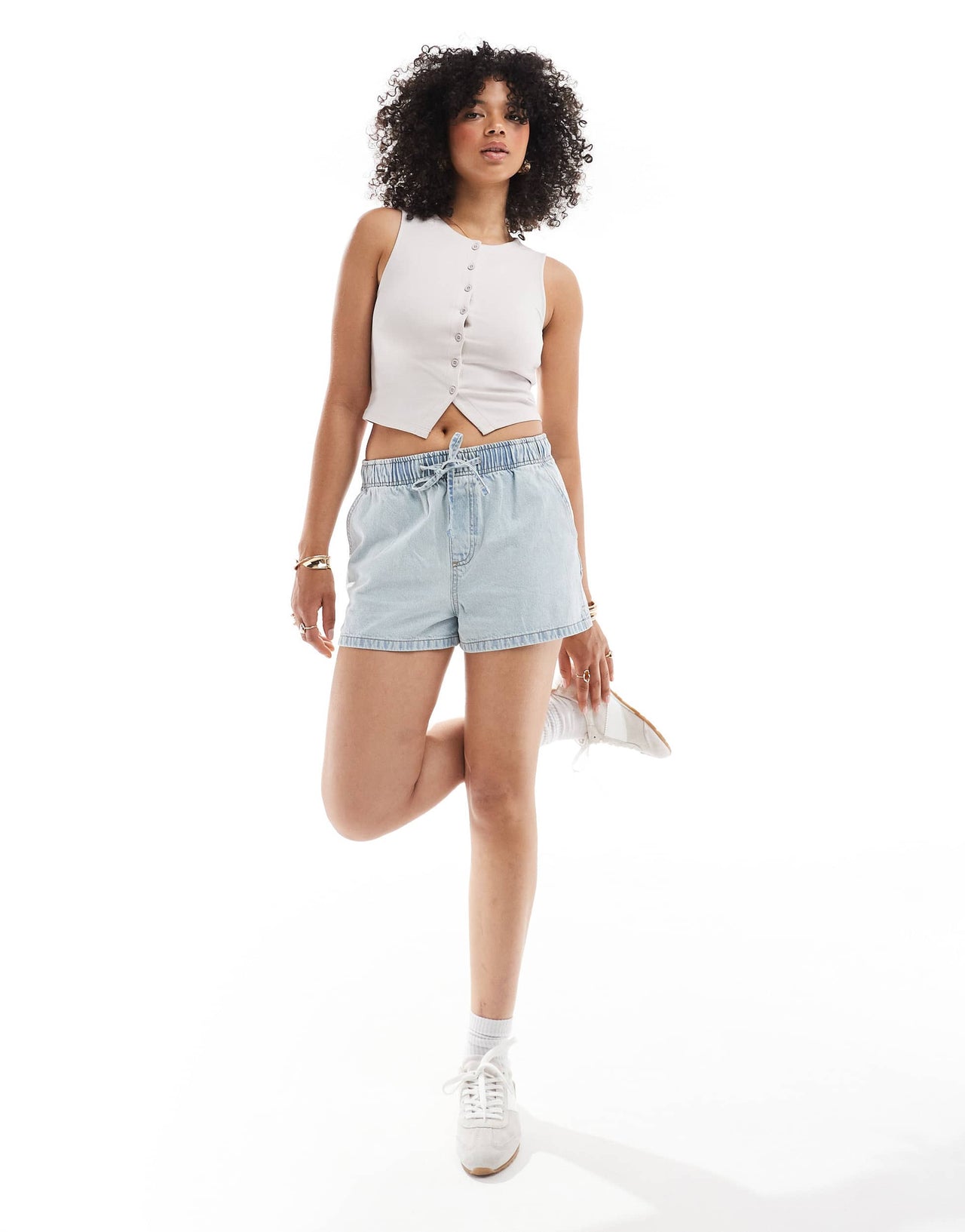 Stradivarius sleeveless buttoned top in beige