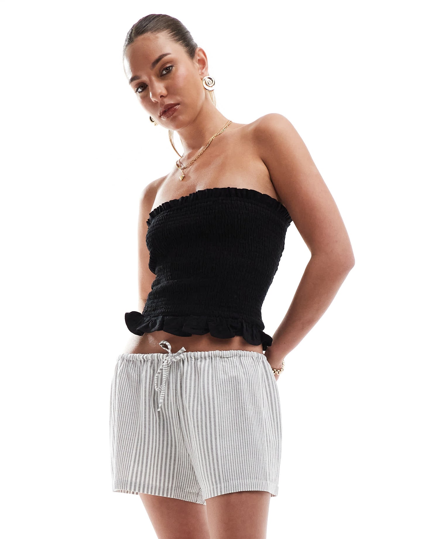 Stradivarius STR linen look drawstring short in stripe