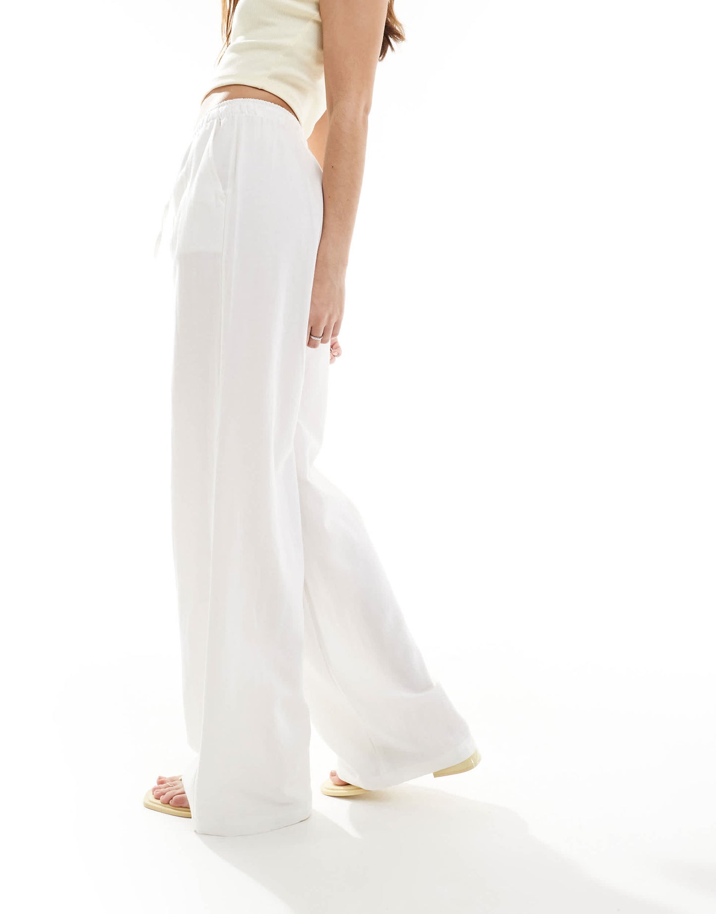 Stradivarius STR low rise linen look trouser in white